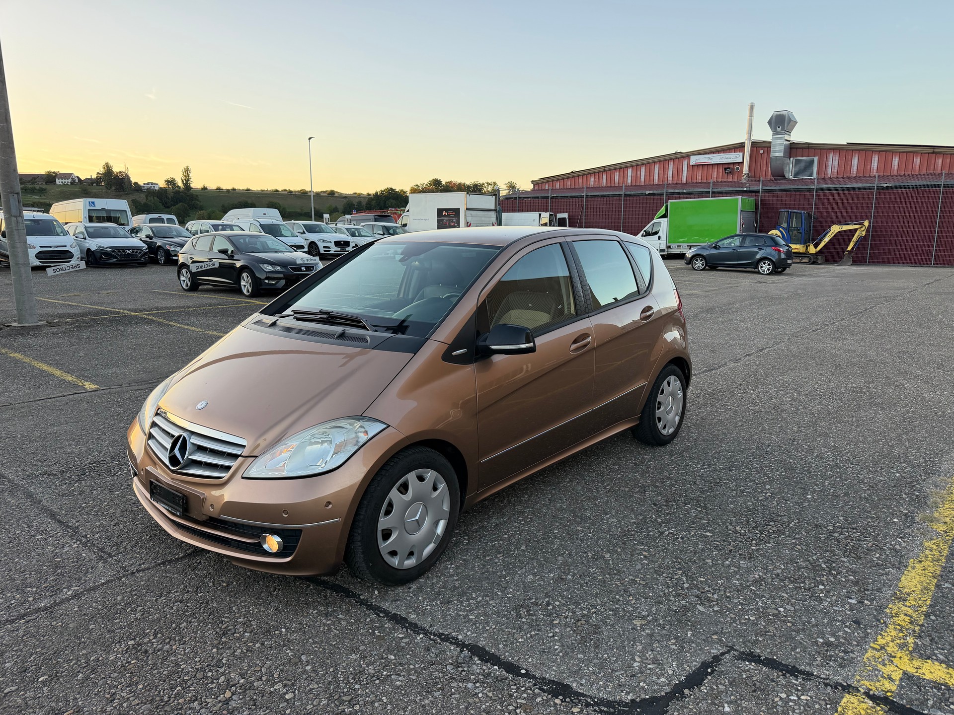 MERCEDES-BENZ A 200 Elégance Autotronic-image-1