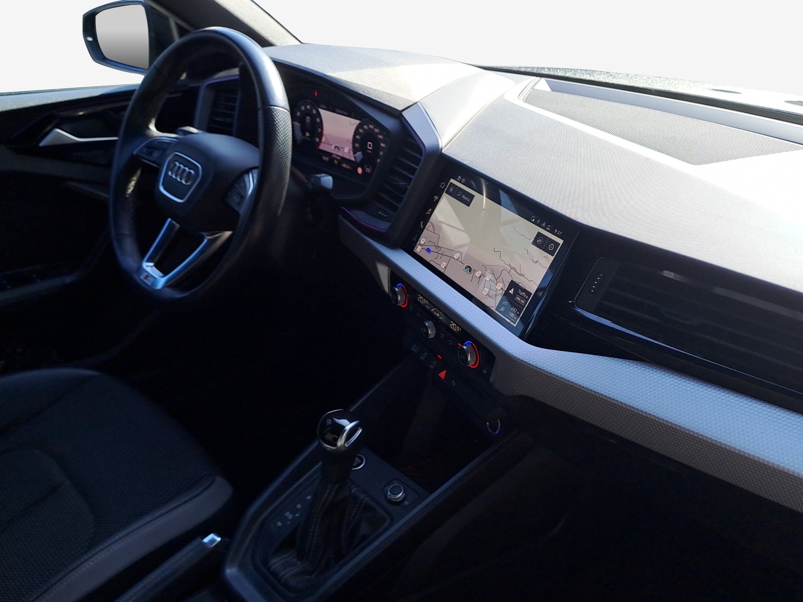 AUDI A1 allstreet 30 TFSI Attraction S-tronic-image-13
