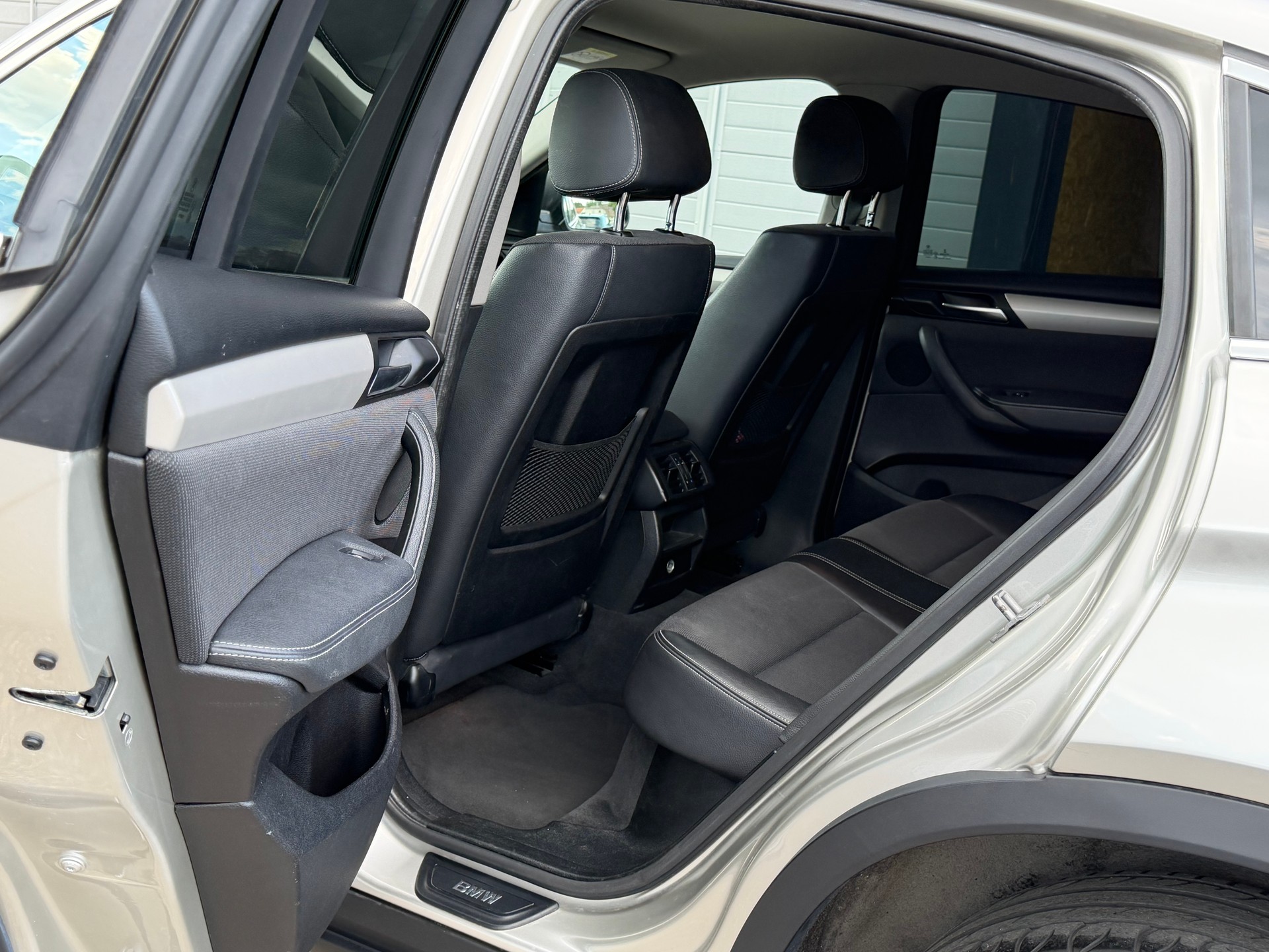 BMW X4 xDrive 20d Steptronic-image-11