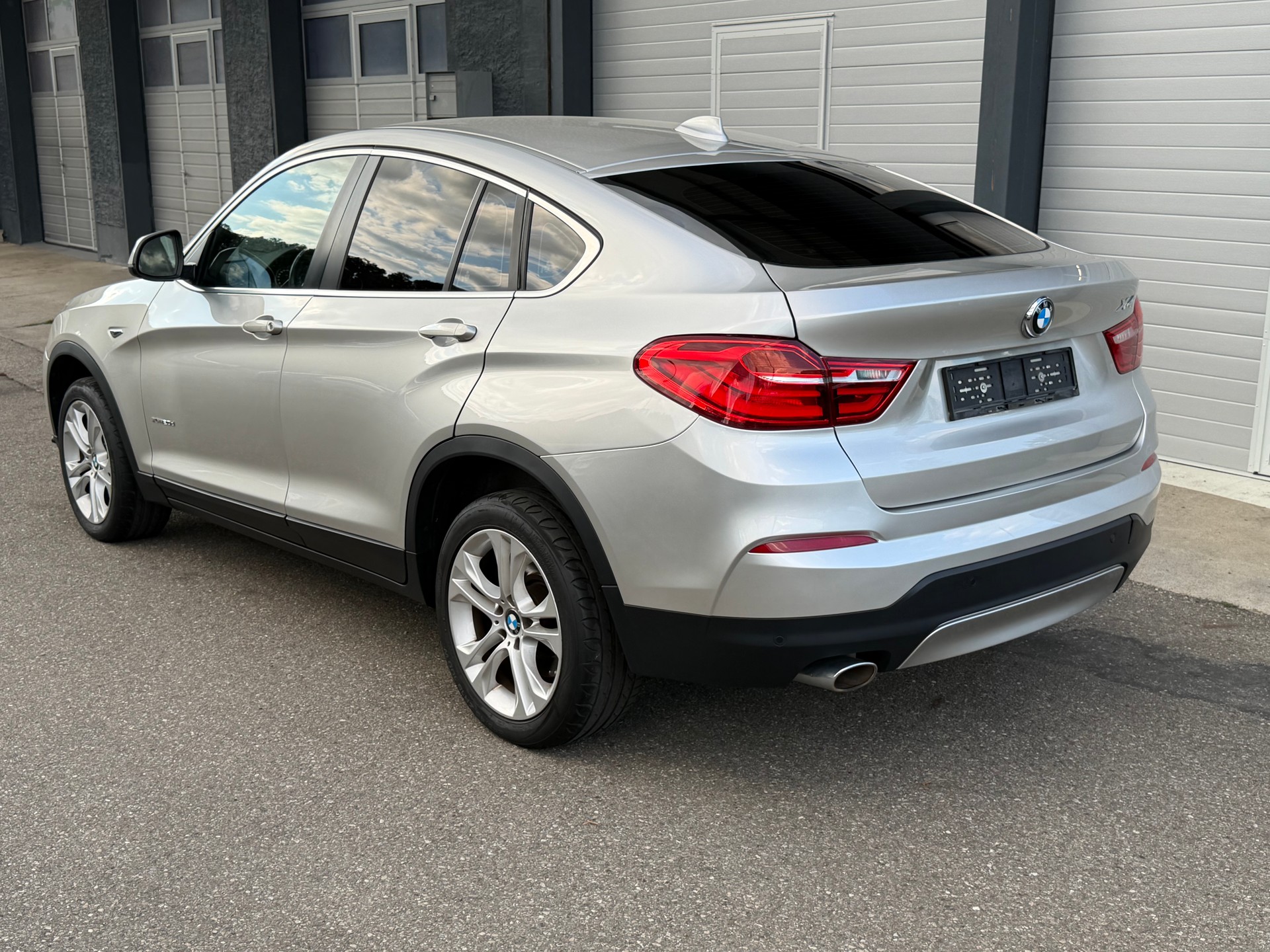 BMW X4 xDrive 20d Steptronic-image-3