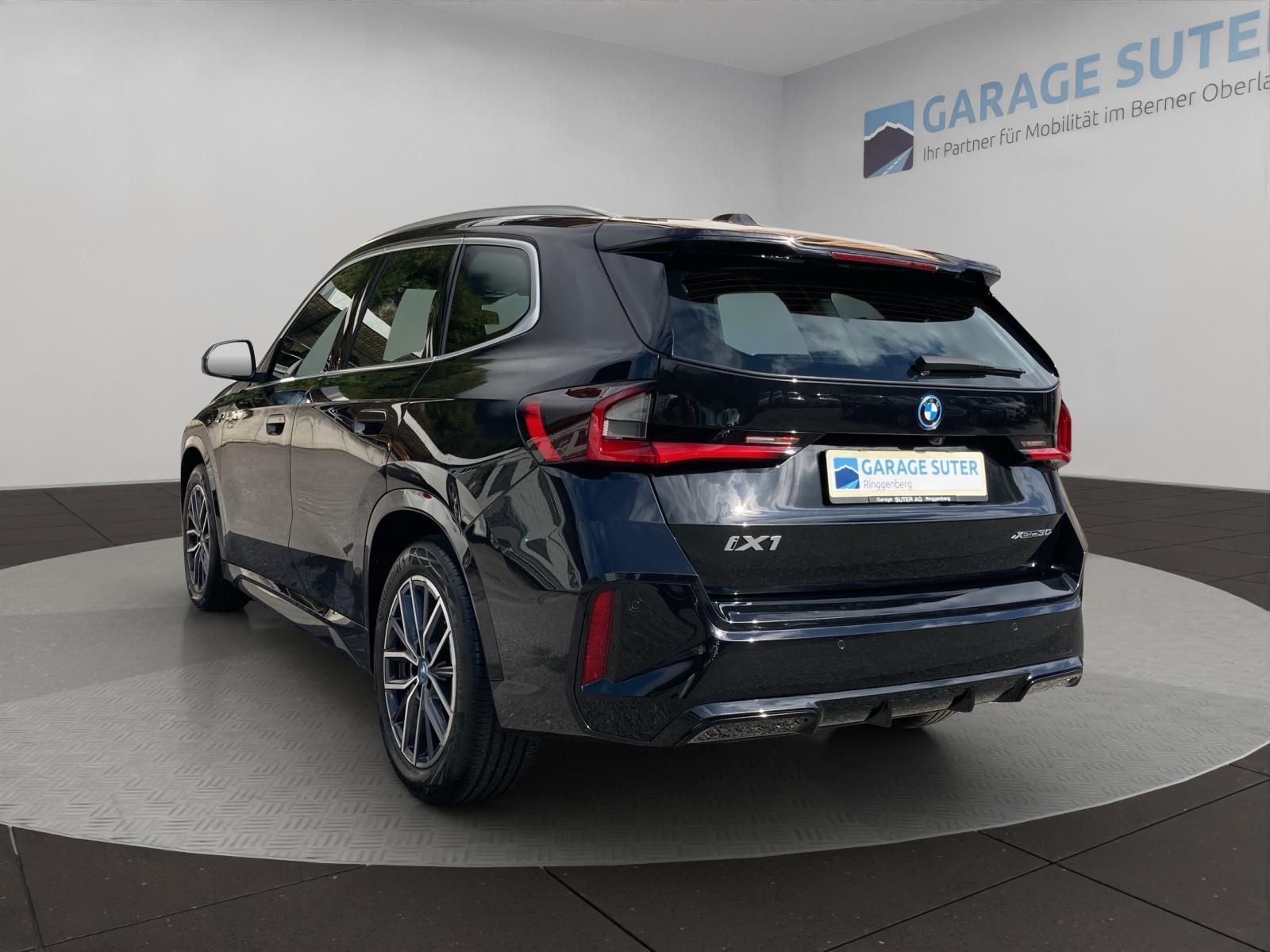 BMW iX1 U11 30 xDrive-image-2