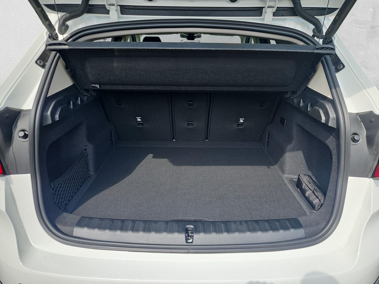 BMW iX1 20 eDrive U11 (CH) AHK 📍-image-7