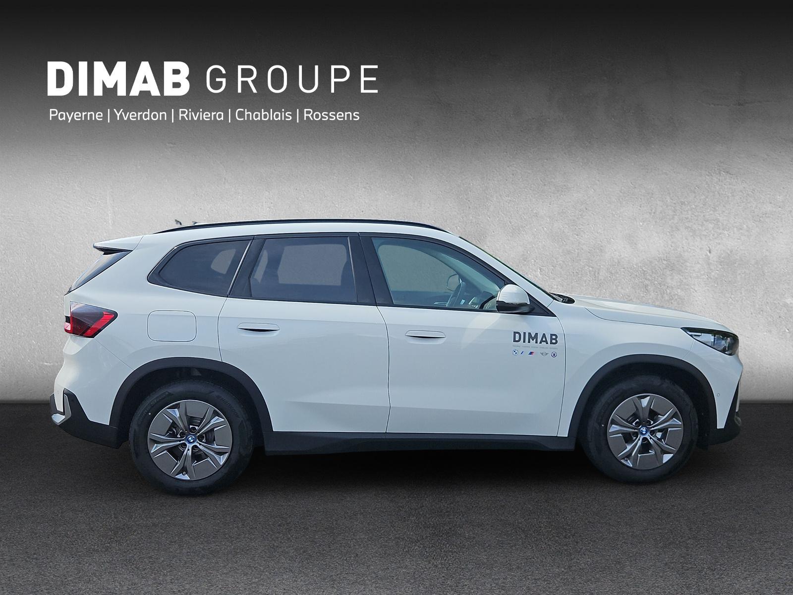 BMW iX1 20 eDrive U11 (CH) AHK 📍-showroom-element-3