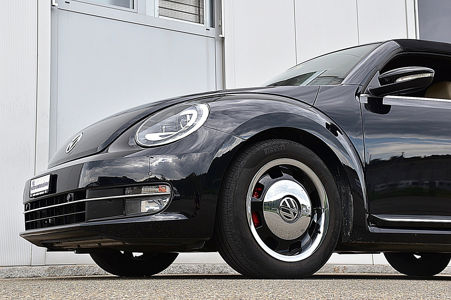 VW Beetle Cabrio 2.0 TSI BMT Sport Classic DSG-image-6