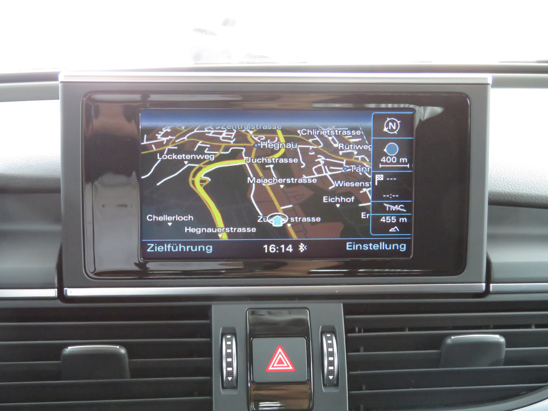 AUDI A6 Avant 2.0 TFSI quattro S-tronic-image-18