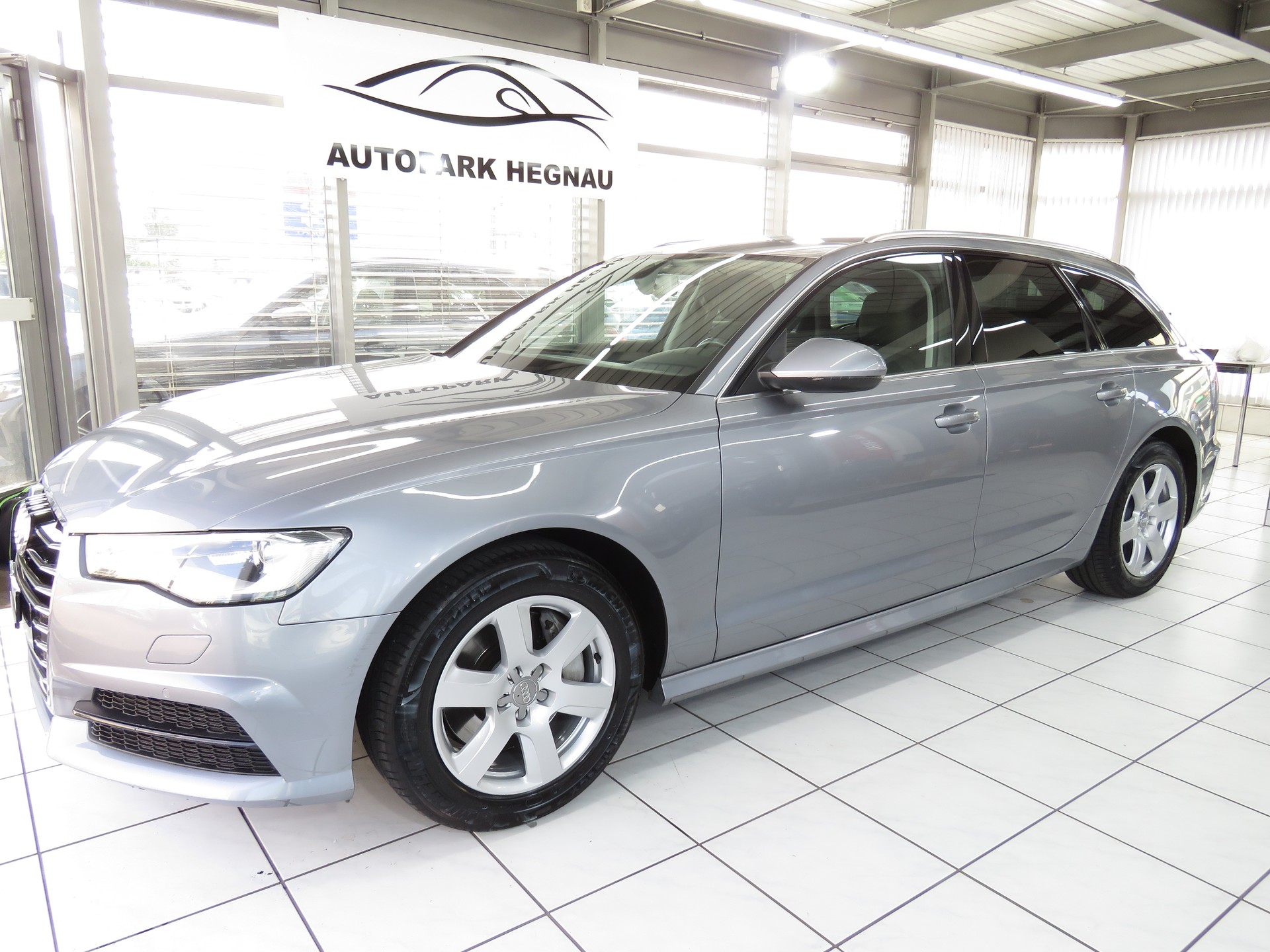 AUDI A6 Avant 2.0 TFSI quattro S-tronic-image-0