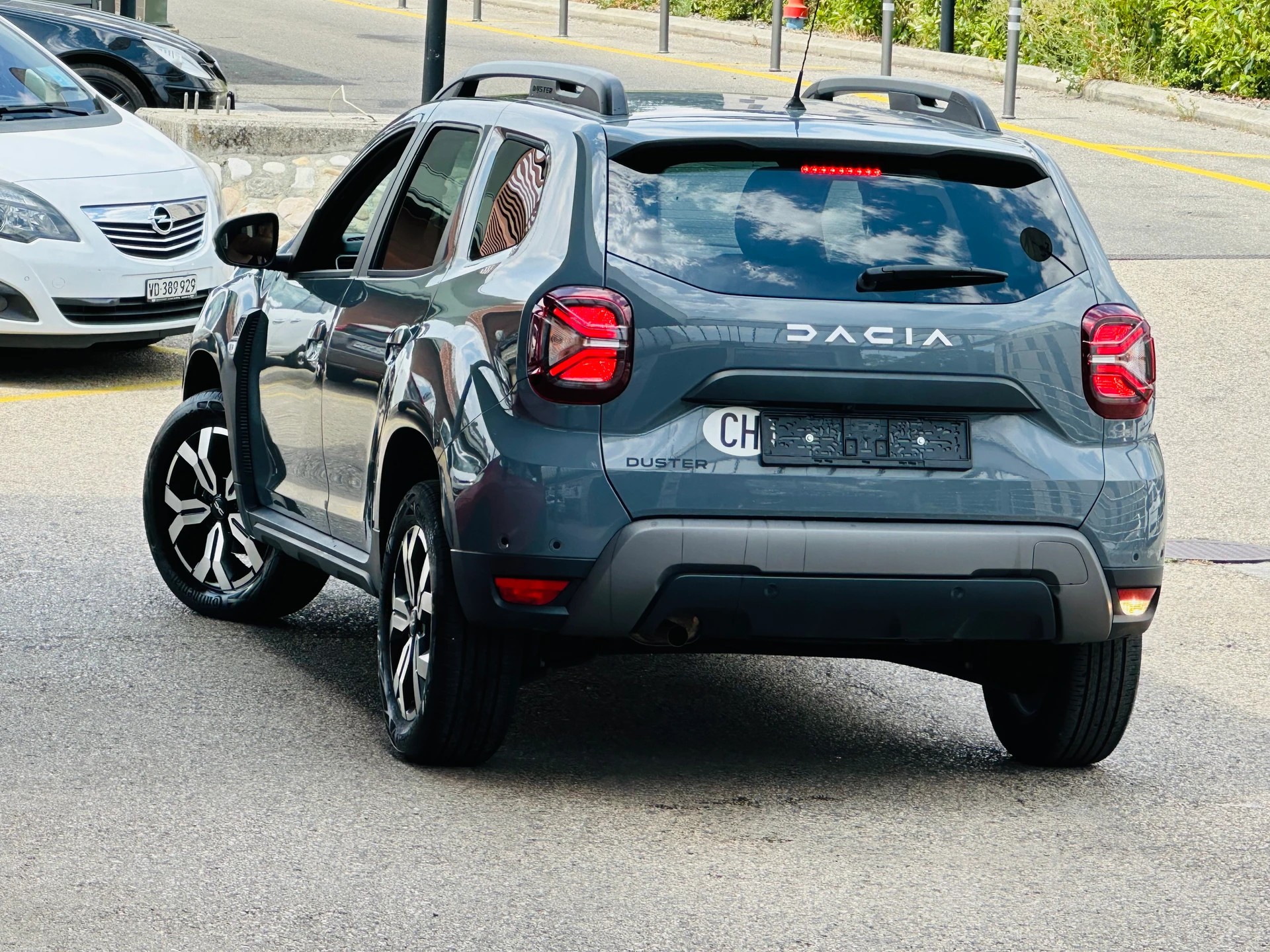 DACIA Duster TCe 150 Prestige EDC 4x2-image-8