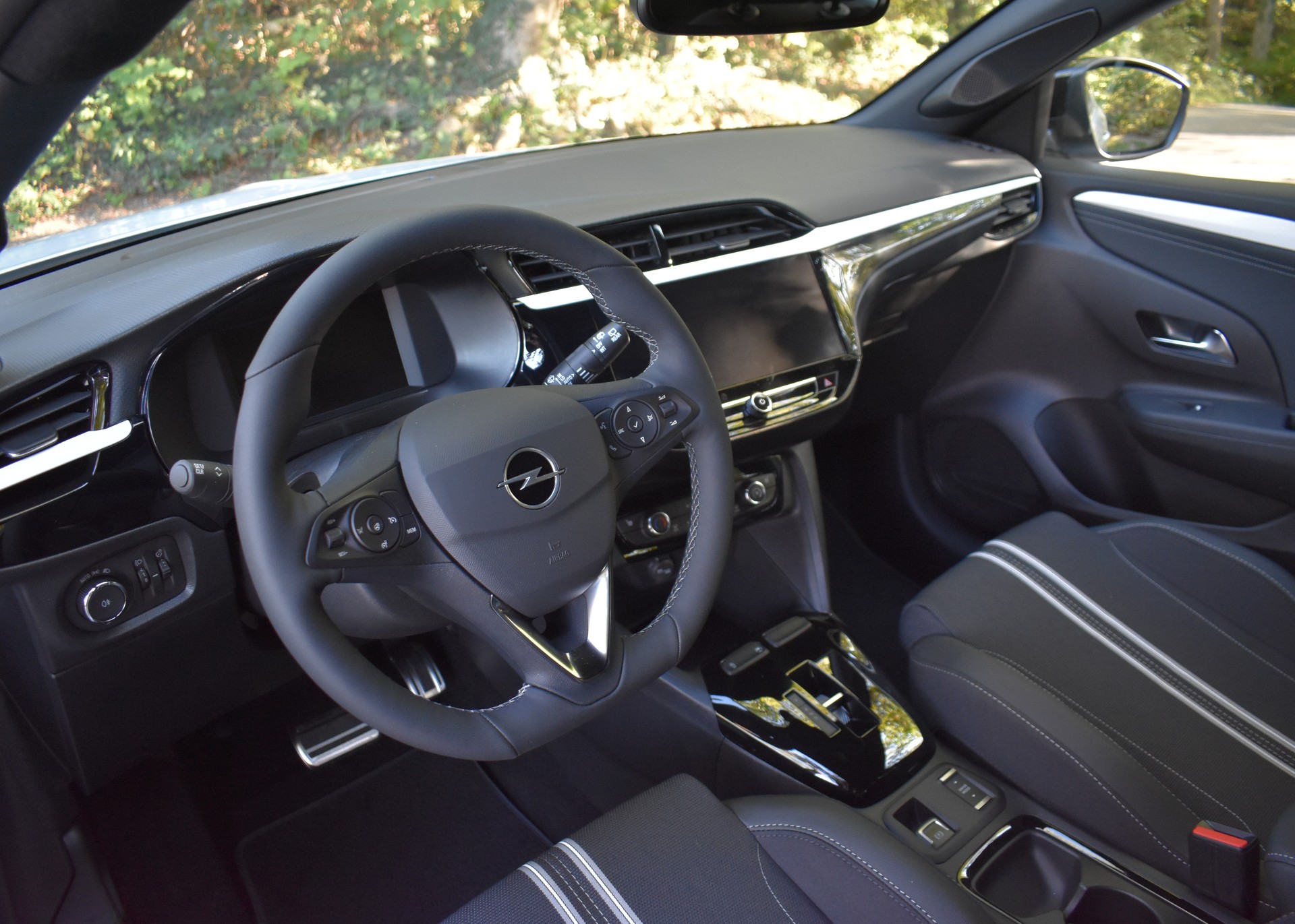 OPEL Corsa 1.2 MHEV Viva-image-5