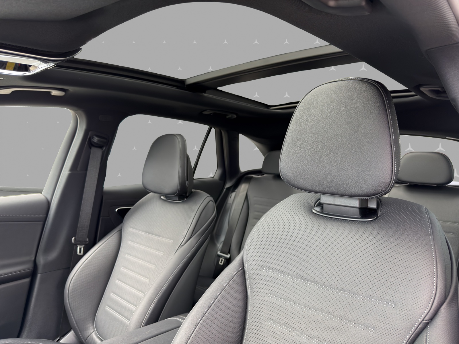 MERCEDES-BENZ GLC 400 e 4Matic EQ Star 9G-Tronic-image-8