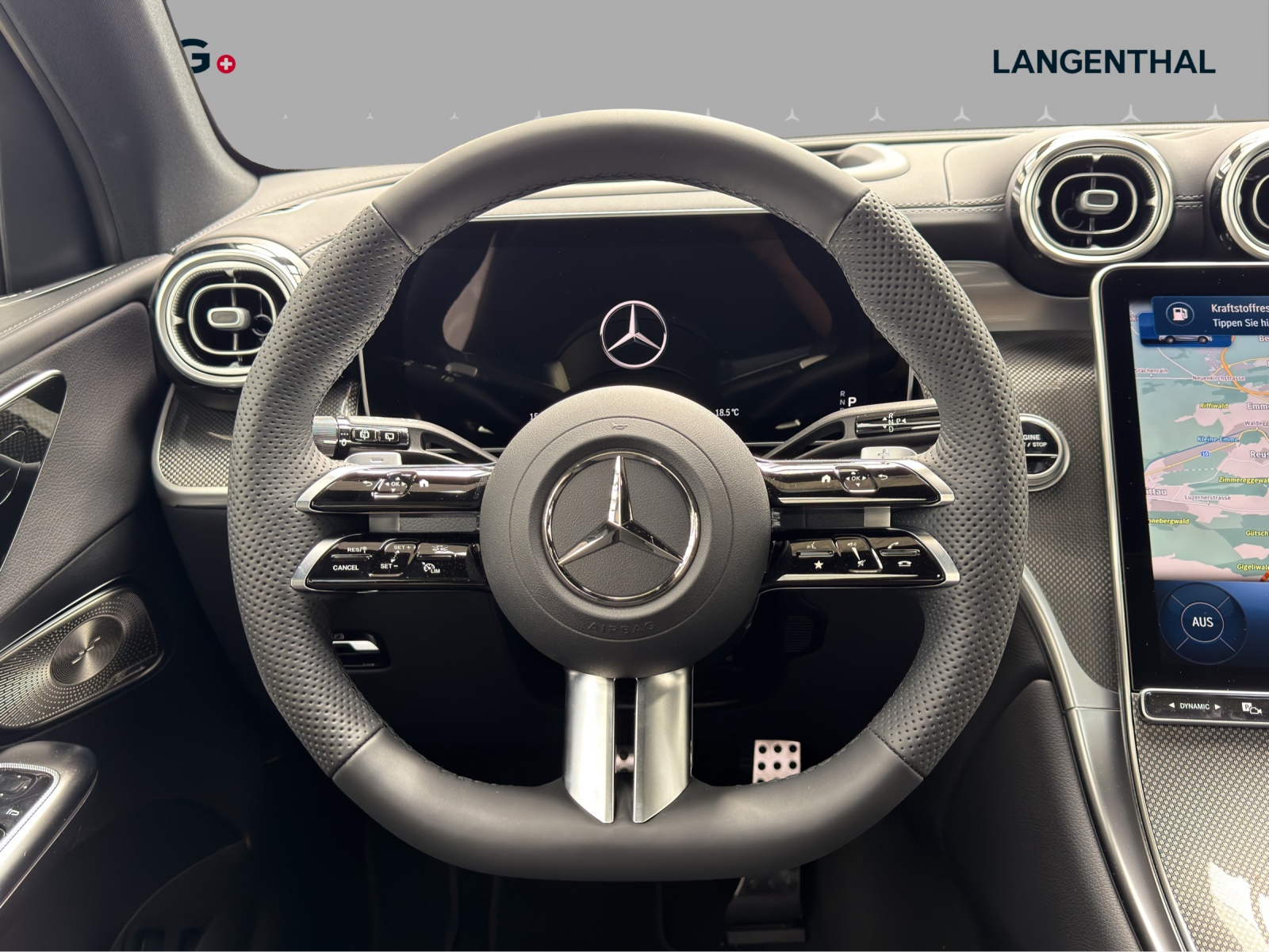 MERCEDES-BENZ GLC 400 e 4Matic EQ Star 9G-Tronic-image-9