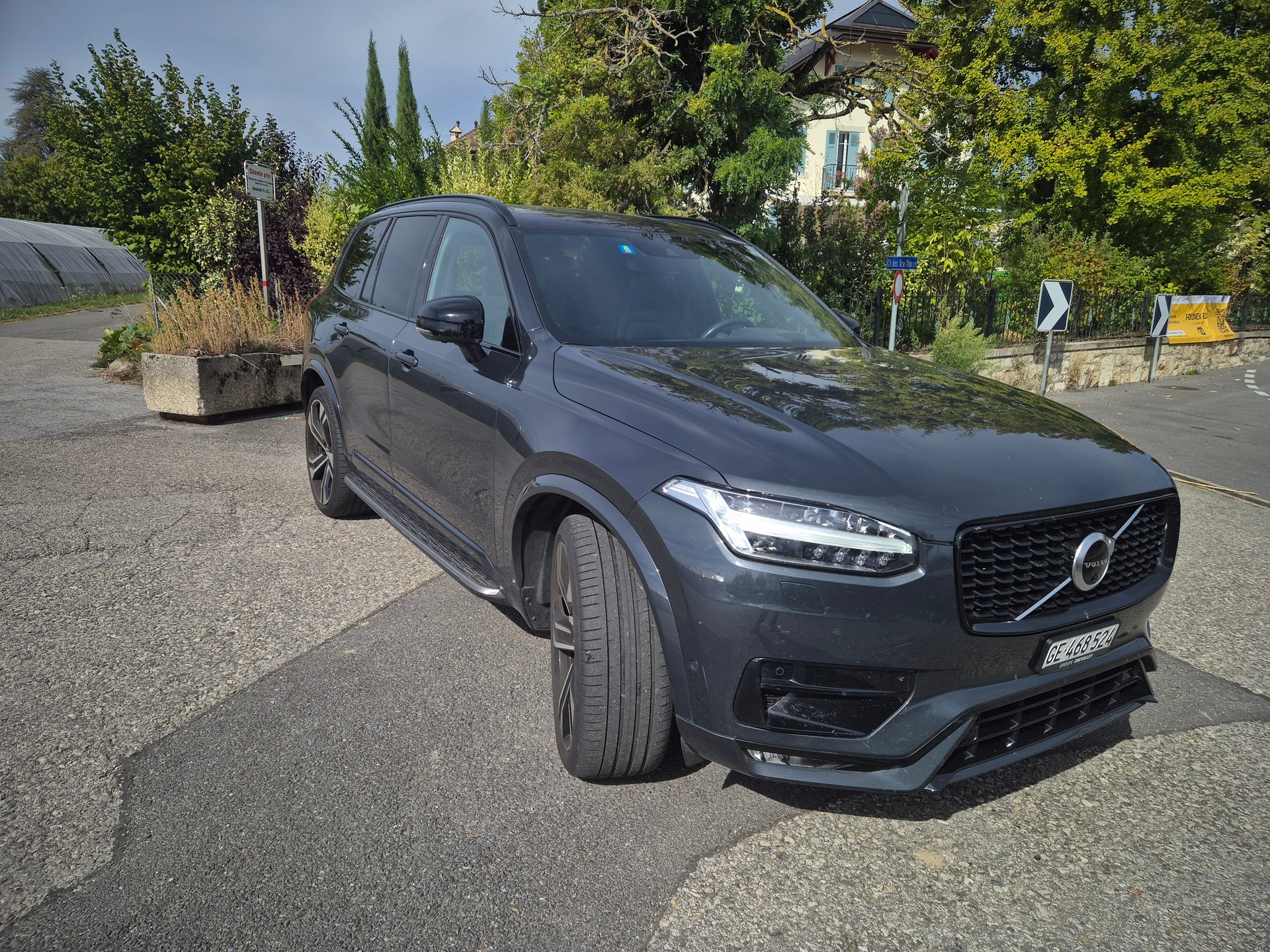 VOLVO 2.0 B5 MH R-Design 7P. AWD-image-3