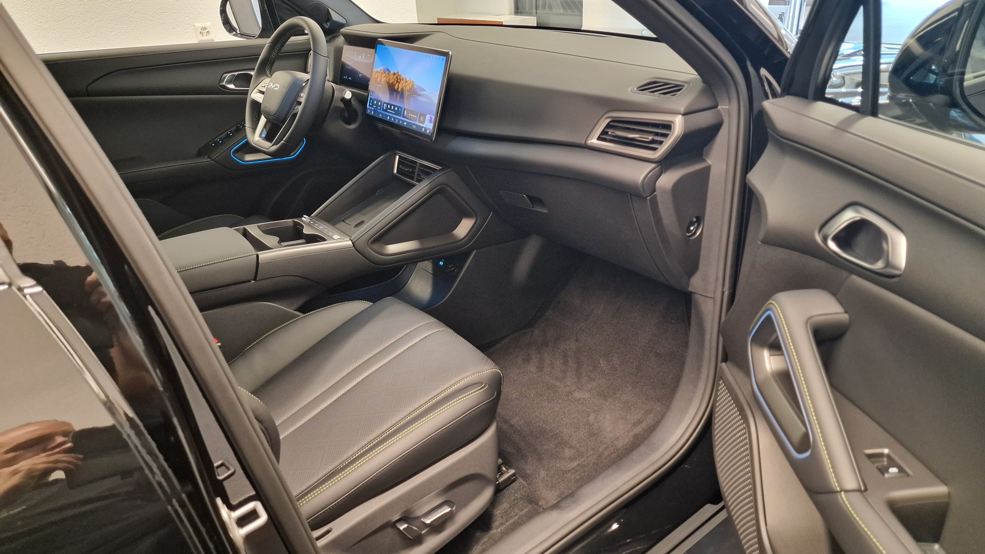 BYD Atto 2 Comfort-image-9