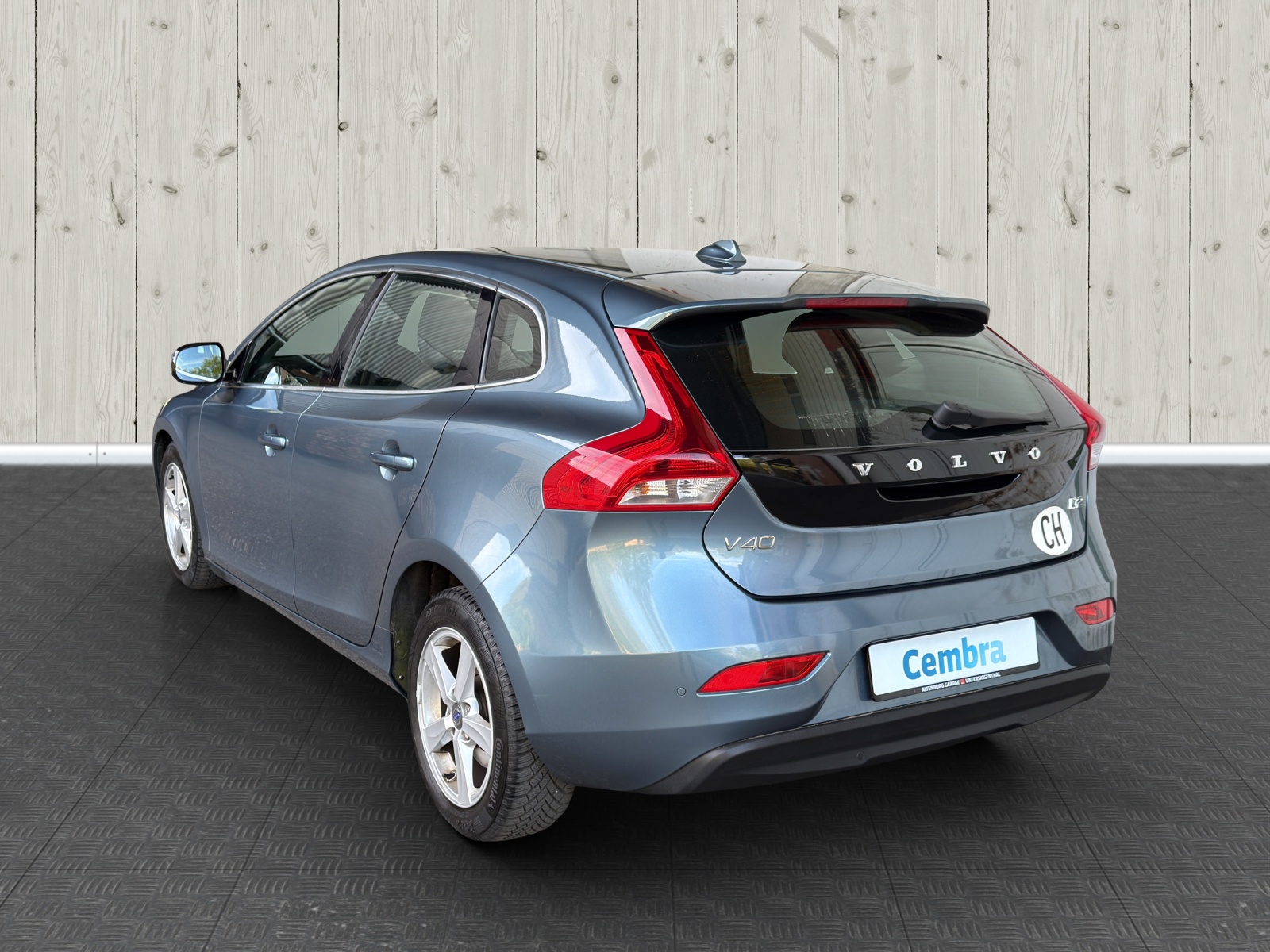 VOLVO V40 D2 Kinetic Powershift-image-4