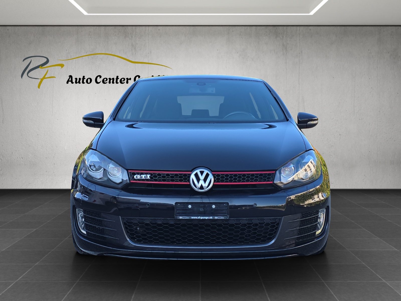 VW Golf 2.0 TSI GTI-image-1