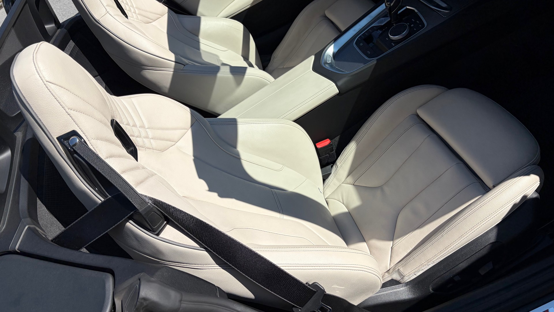 BMW M40i-image-4