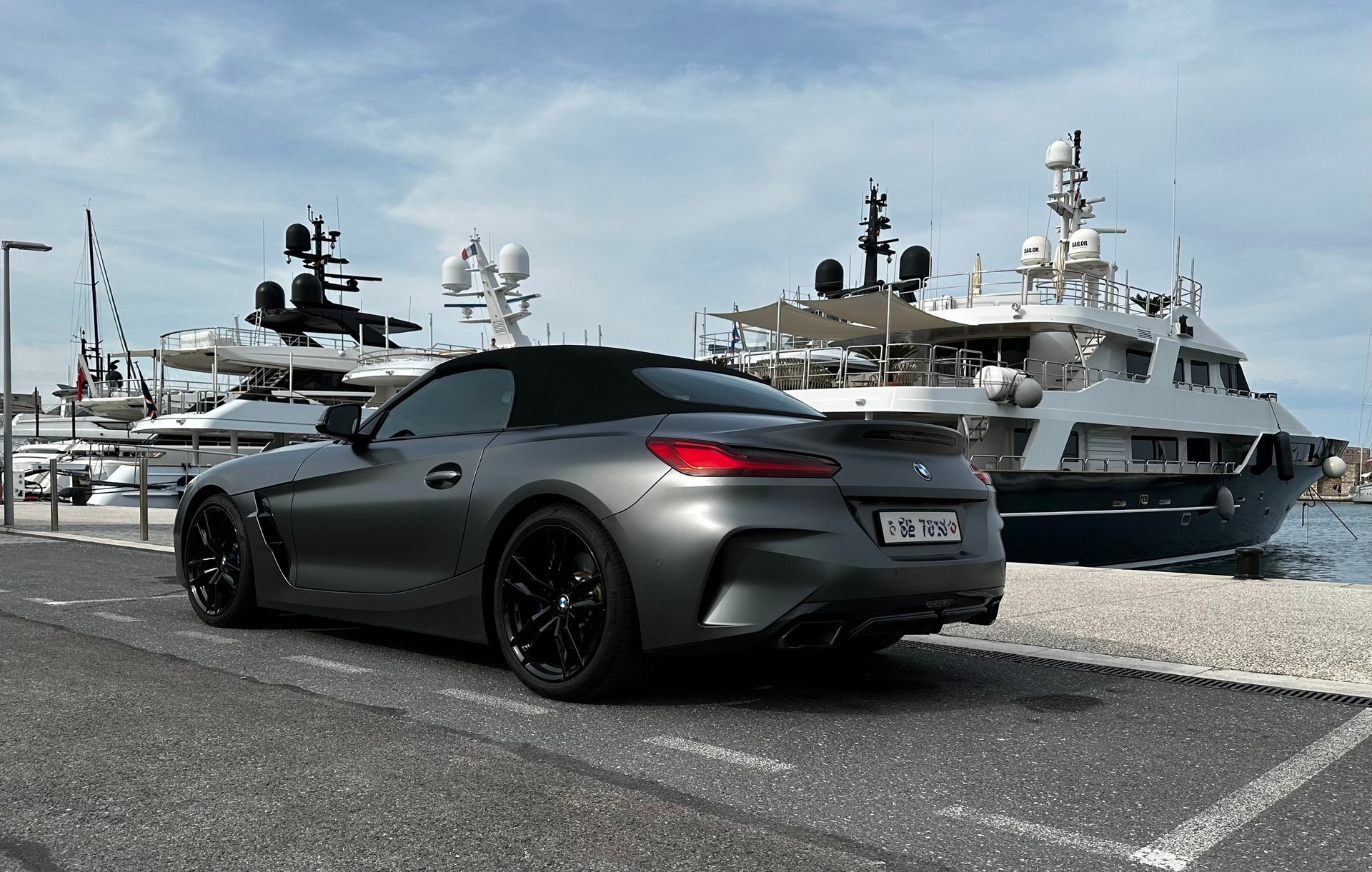 BMW M40i-image-1