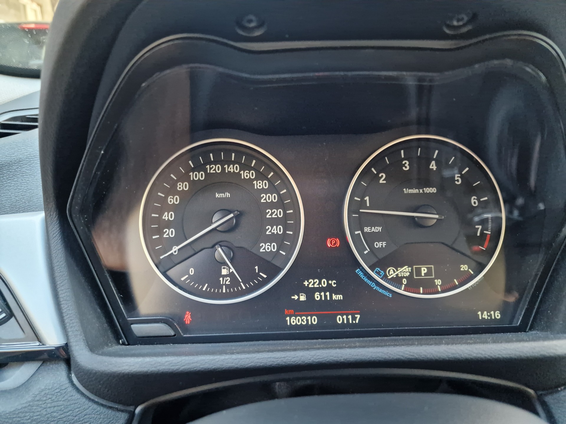 BMW X1 xDrive 20i Steptronic-image-11