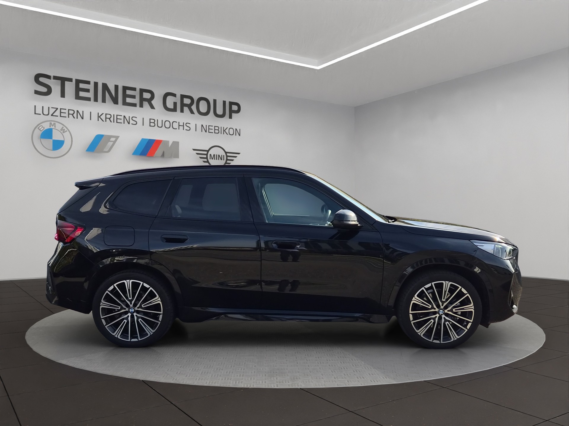 BMW X1 xDrive 30e M Sport-image-4