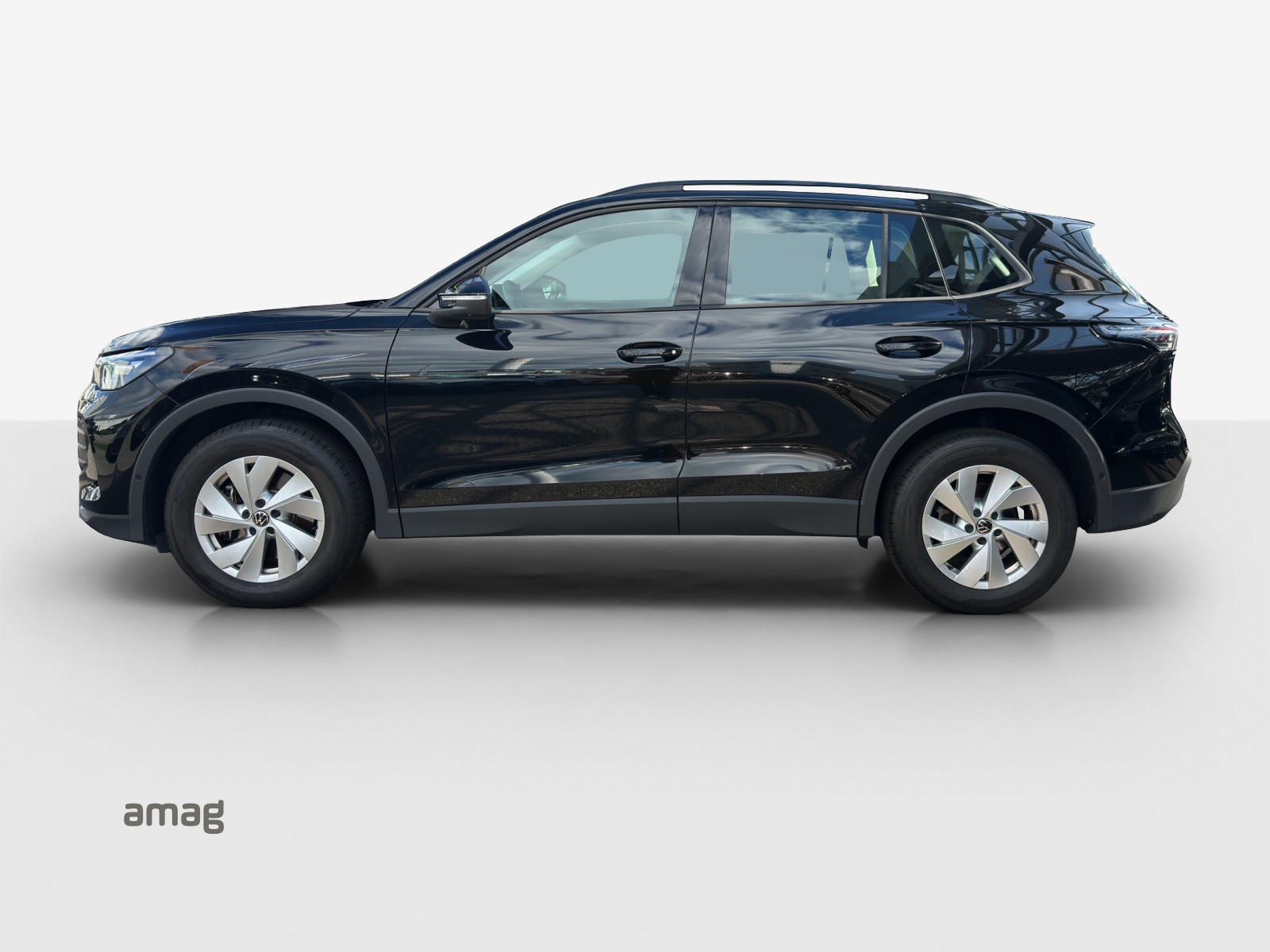 VW Tiguan 2.0 TSI DSG Life 4Motion-image-1