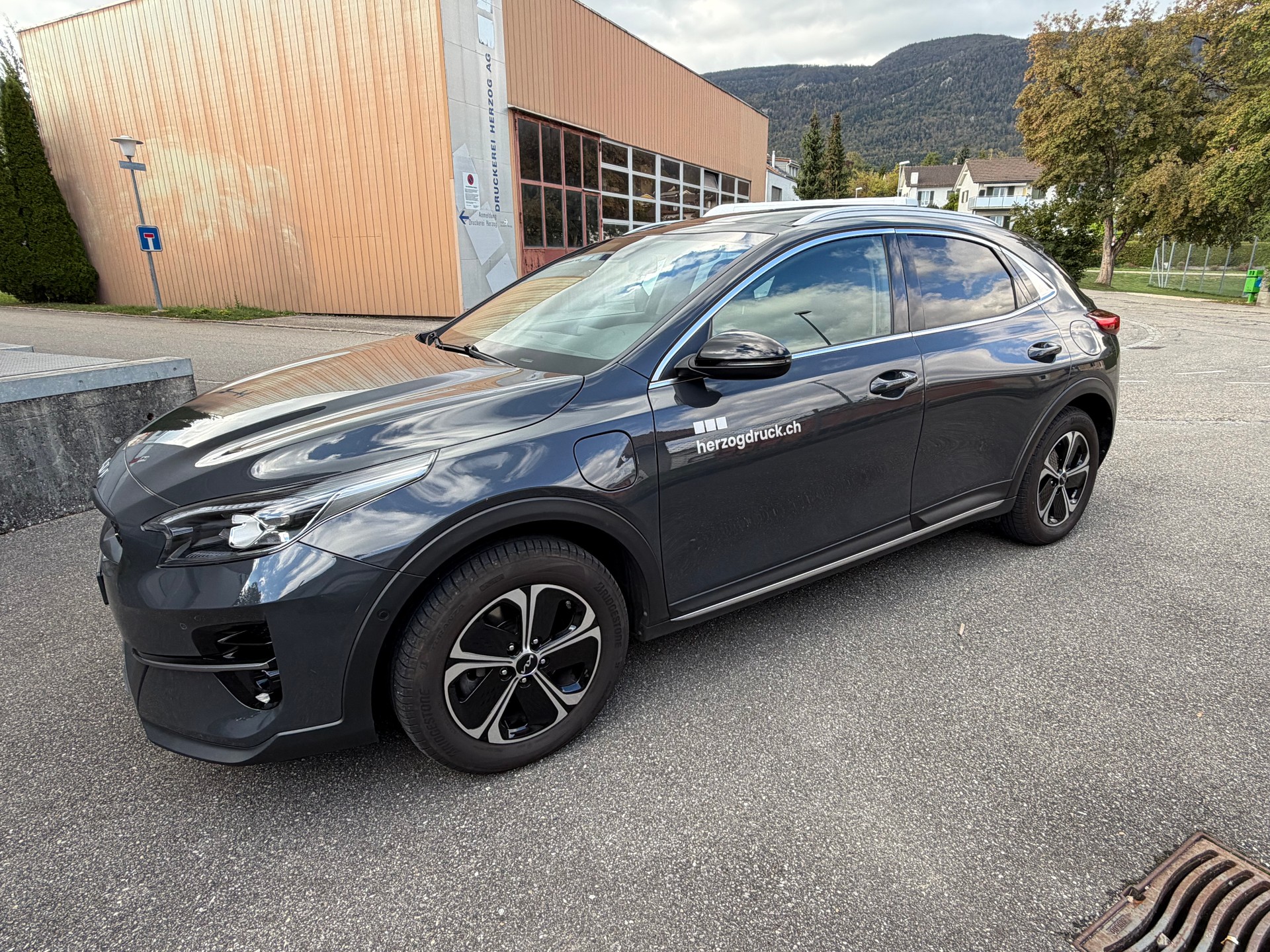 KIA 1.6 GDi Plug-in Hybrid Style-image-0