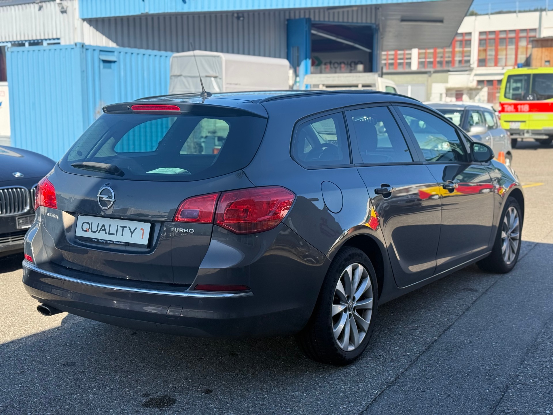 OPEL Astra SportsTourer 1.4i 16V Turbo Sport Automatic-image-9