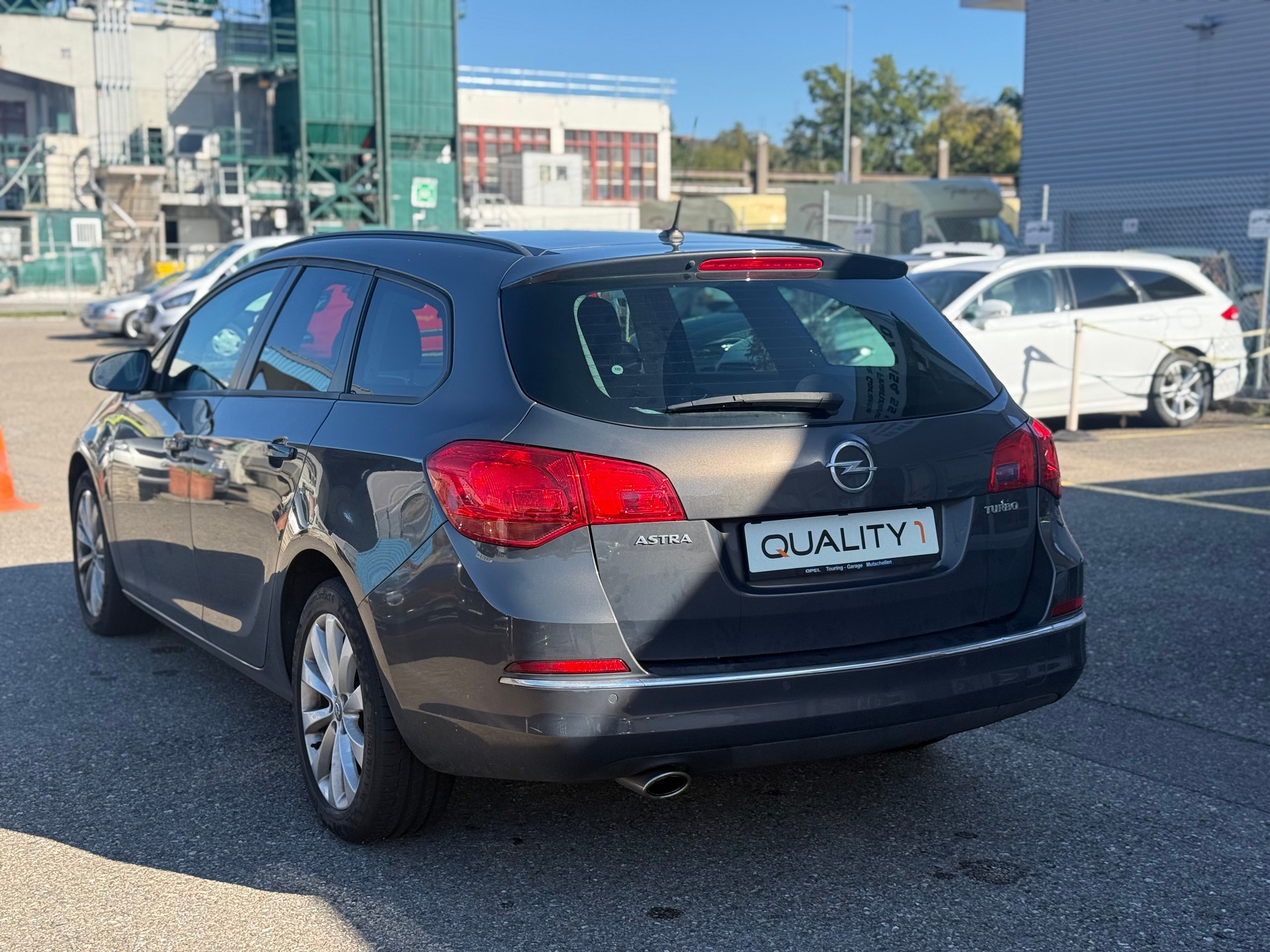 OPEL Astra SportsTourer 1.4i 16V Turbo Sport Automatic-image-1