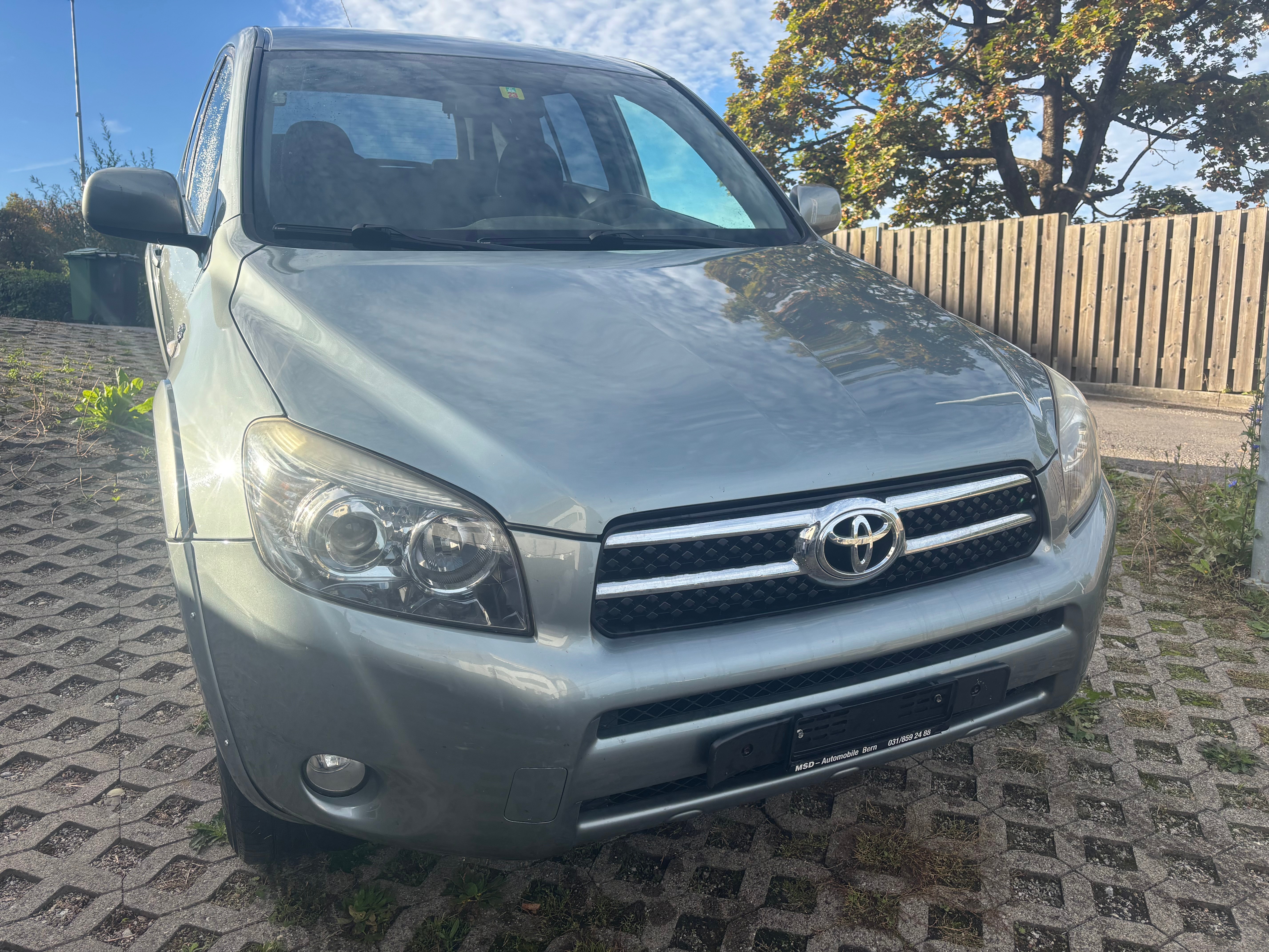 Car photo
