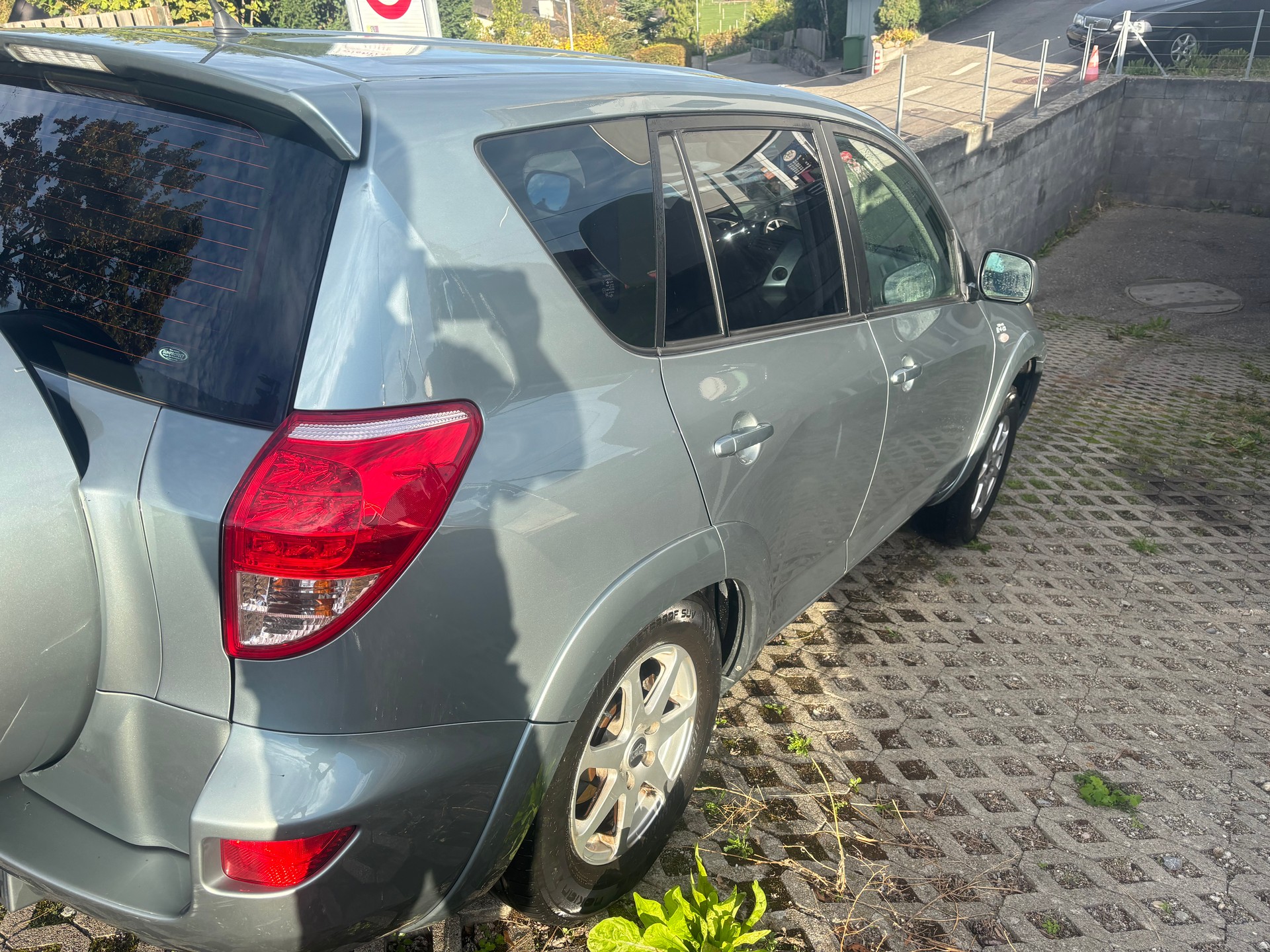 TOYOTA RAV-4 2.2D-4 D CleanPower Linea Luna-image-6