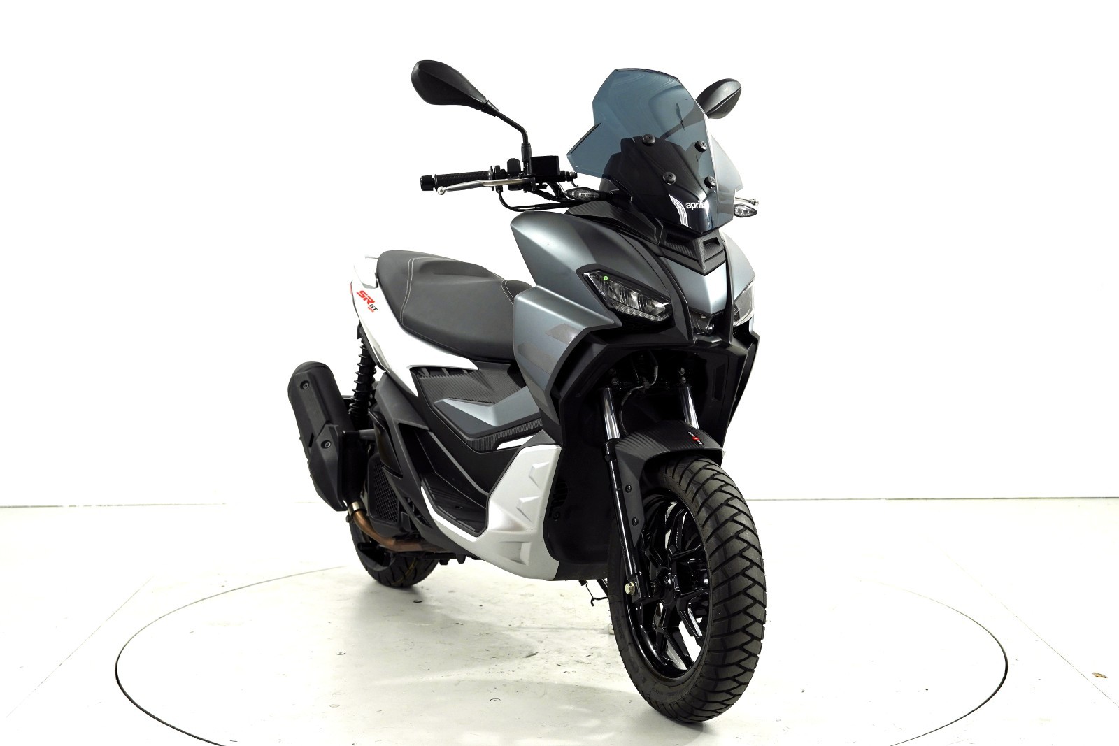 APRILIA SR 125 GT ABS-showroom-element-1