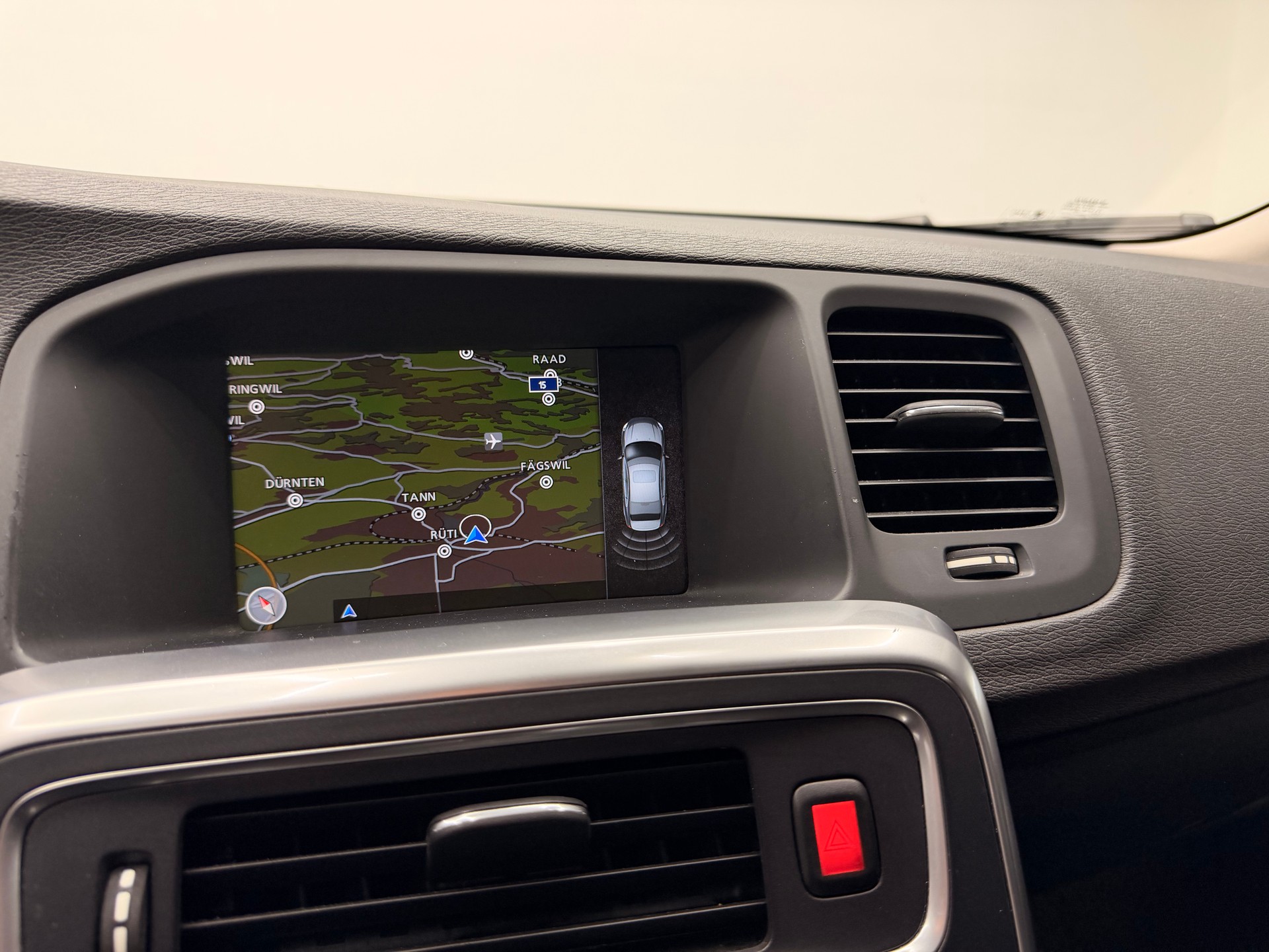VOLVO S60 2.0T Summum Powershift-image-19