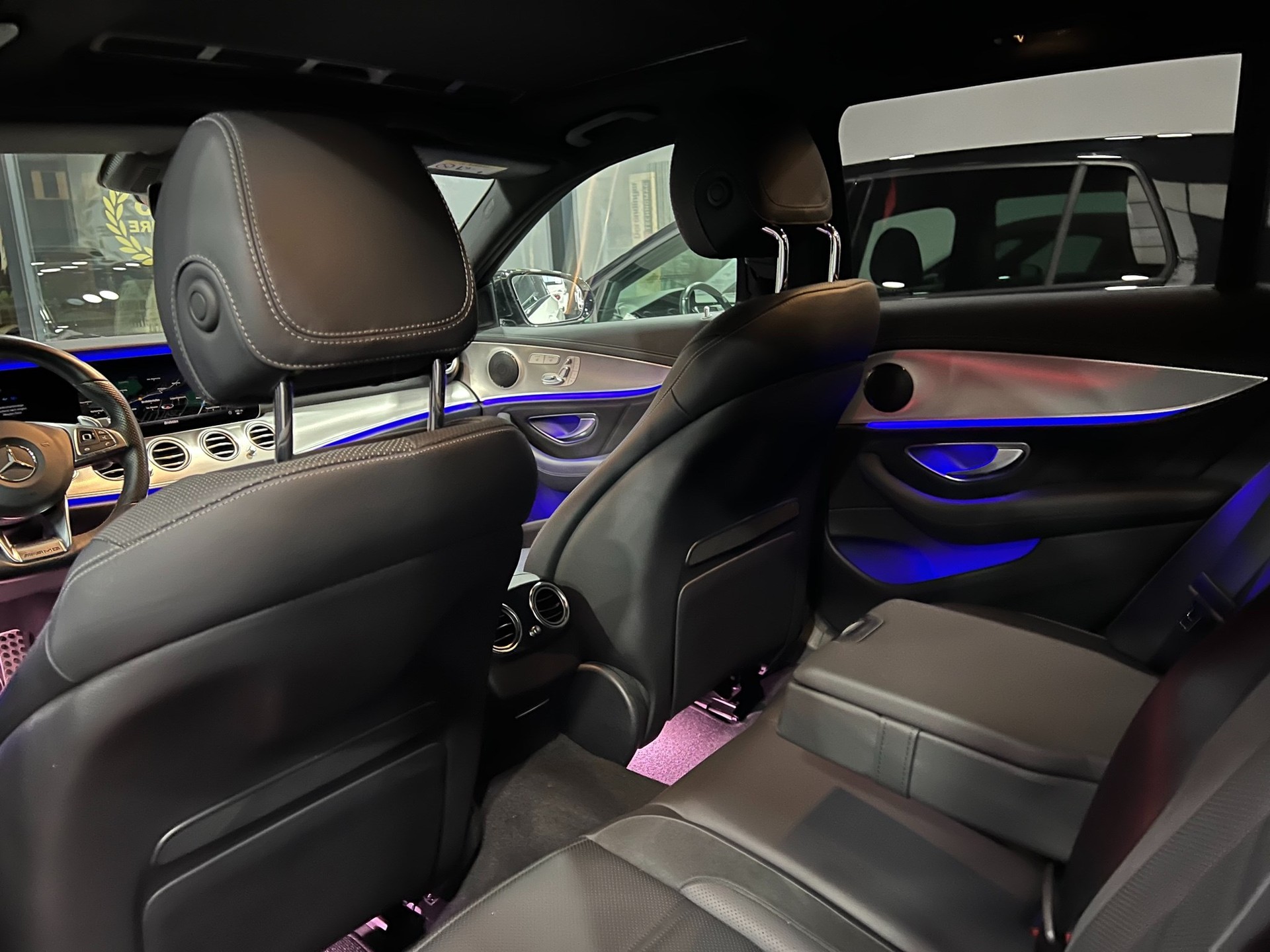 MERCEDES-BENZ E 63 AMG 4 Matic 9G-Tronic-image-8