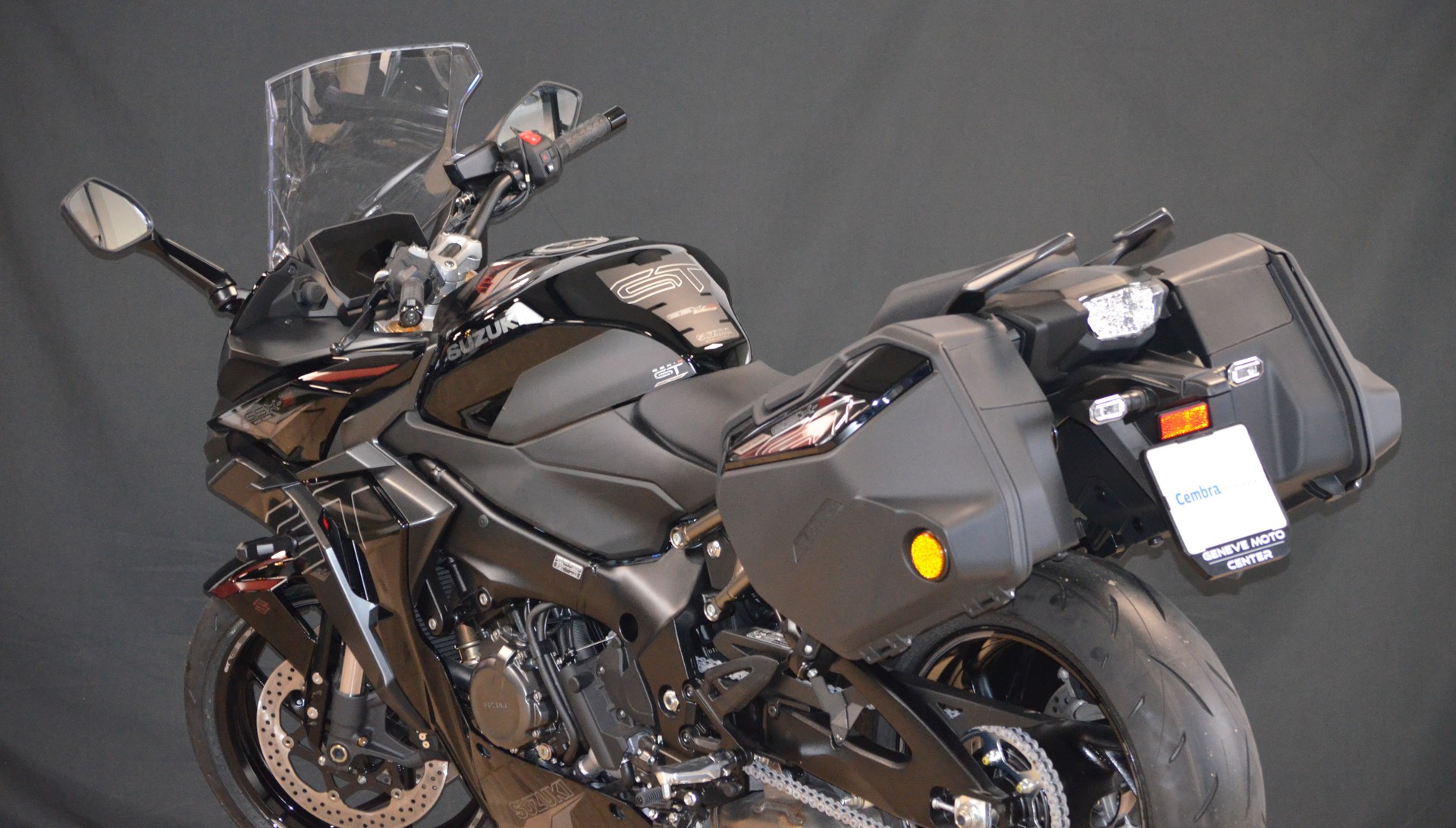 SUZUKI GSX-S 1000 GT Travel-image-9