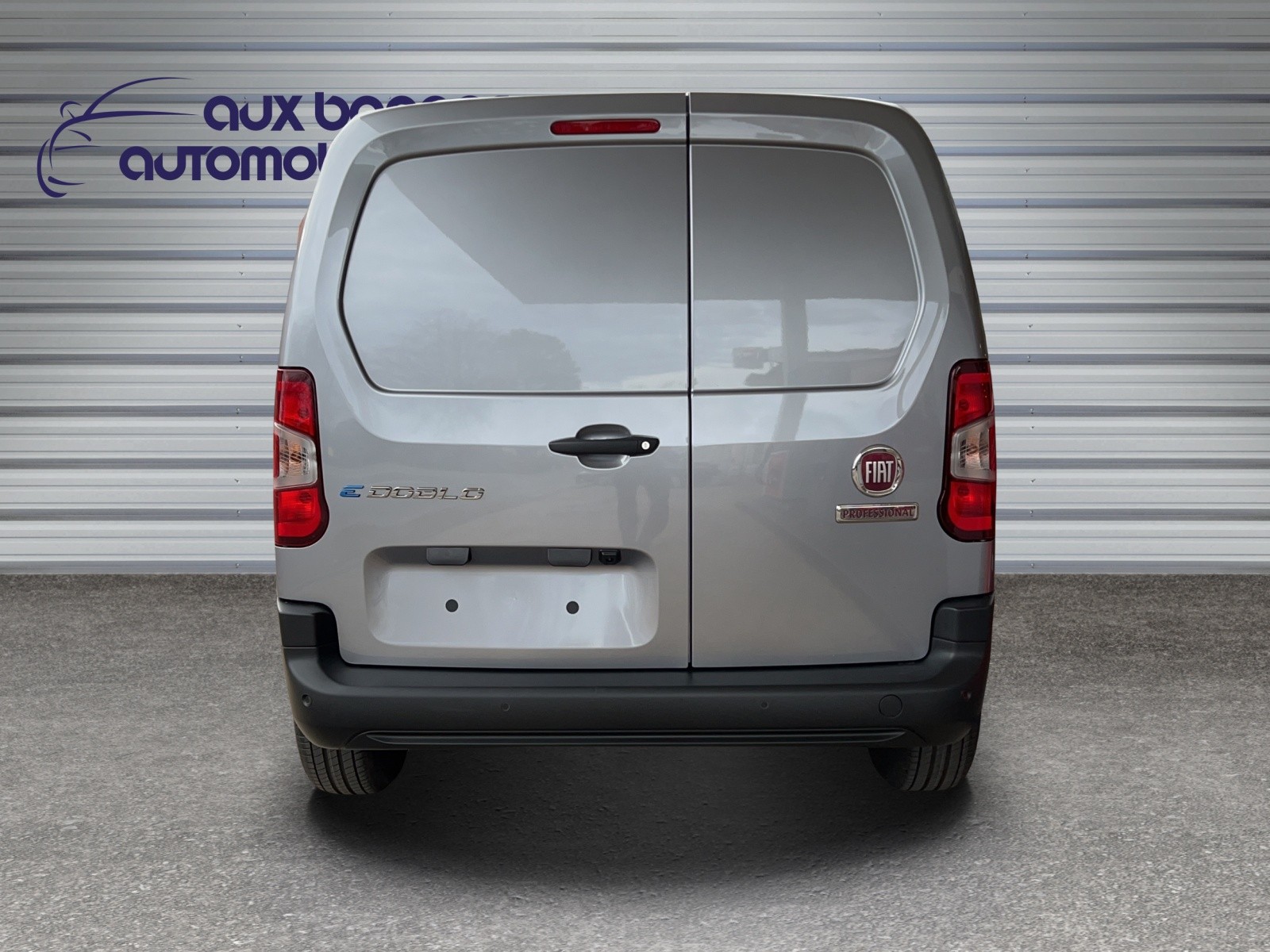 FIAT e-Doblo L1 50kWh Launch Edition-image-5