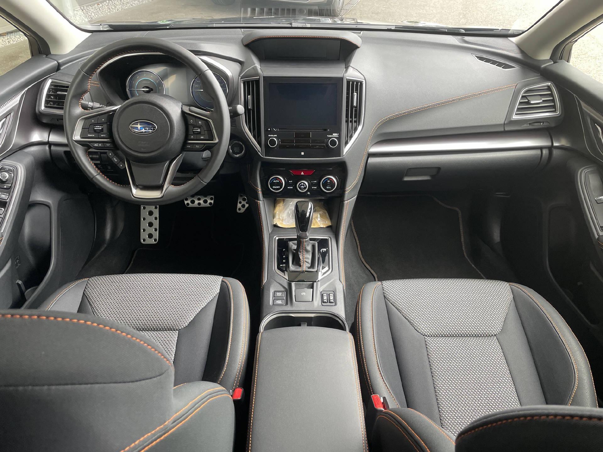 SUBARU XV 2.0i e-Boxer Swiss Plus-image-12