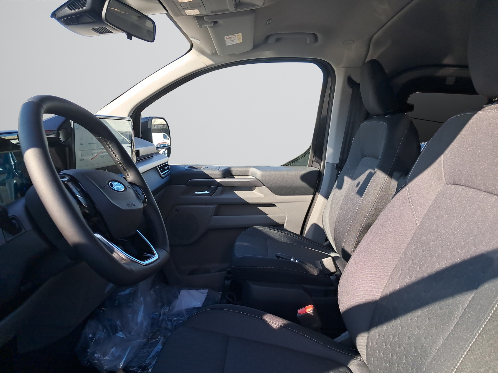 Image FORD TOURNEO-CUSTOM Tourneo Bus 340 L2H1 82,5kWh Titanium