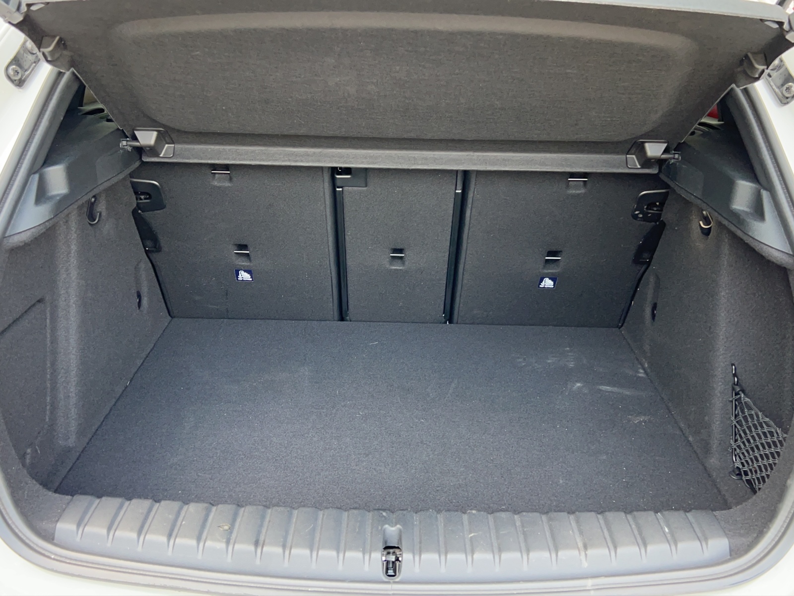 BMW 120d xDrive-image-14