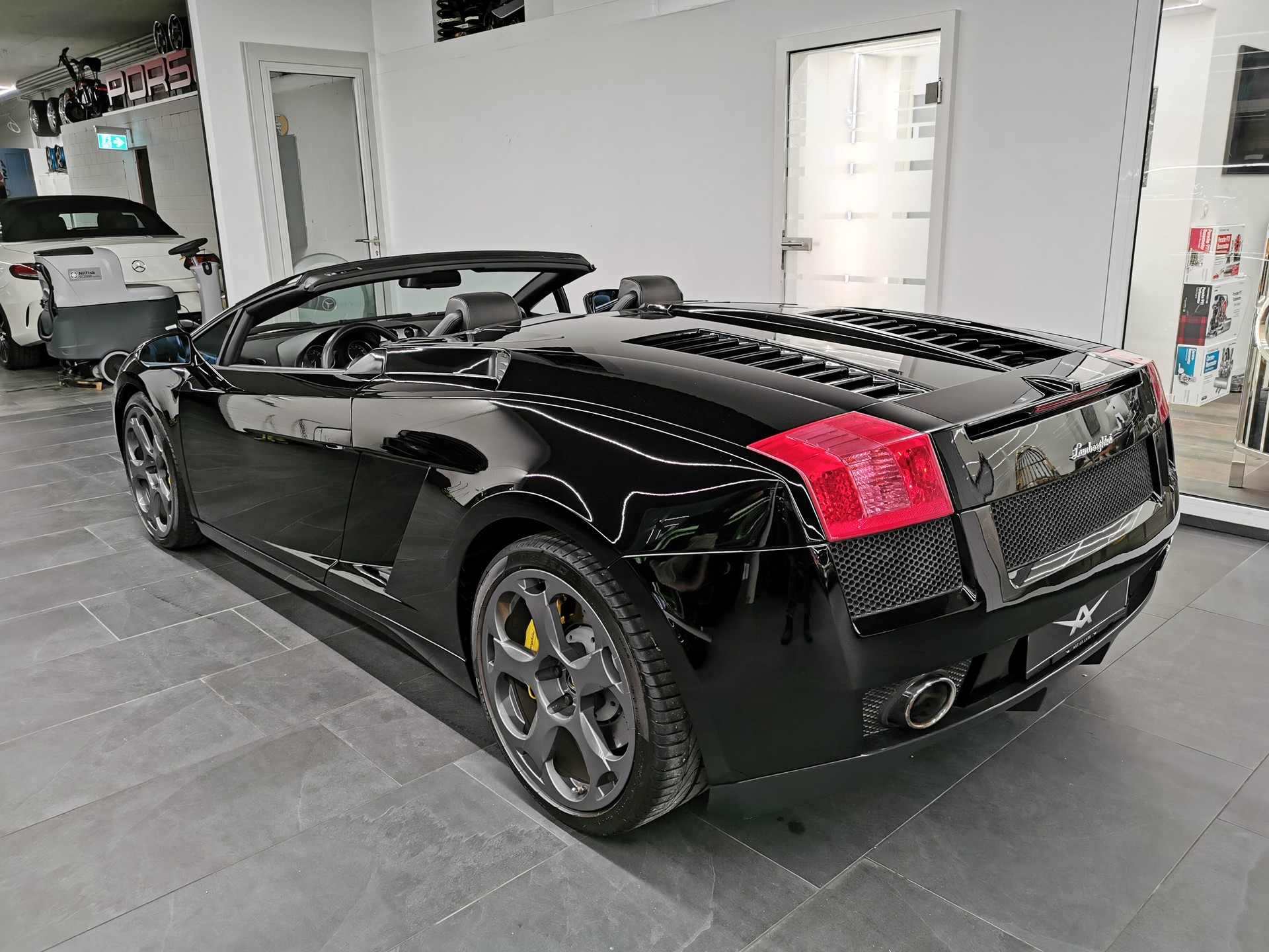 LAMBORGHINI Gallardo 5.0 V10 Spyder ALL BLACK, LIFTSYSTEM, AB SERVICE UND MFK-image-3