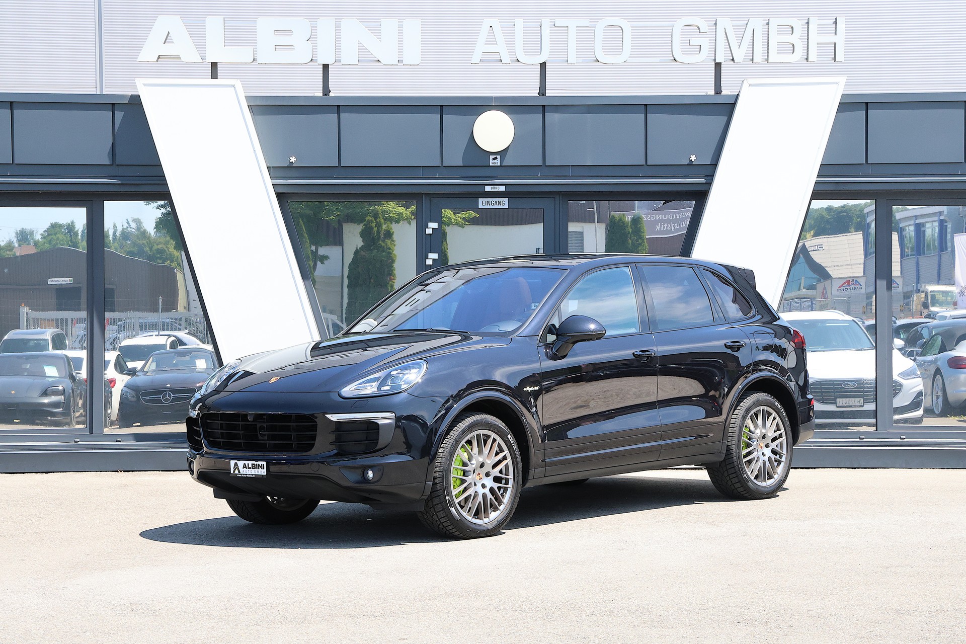 PORSCHE Cayenne S E-Hybrid-image-0