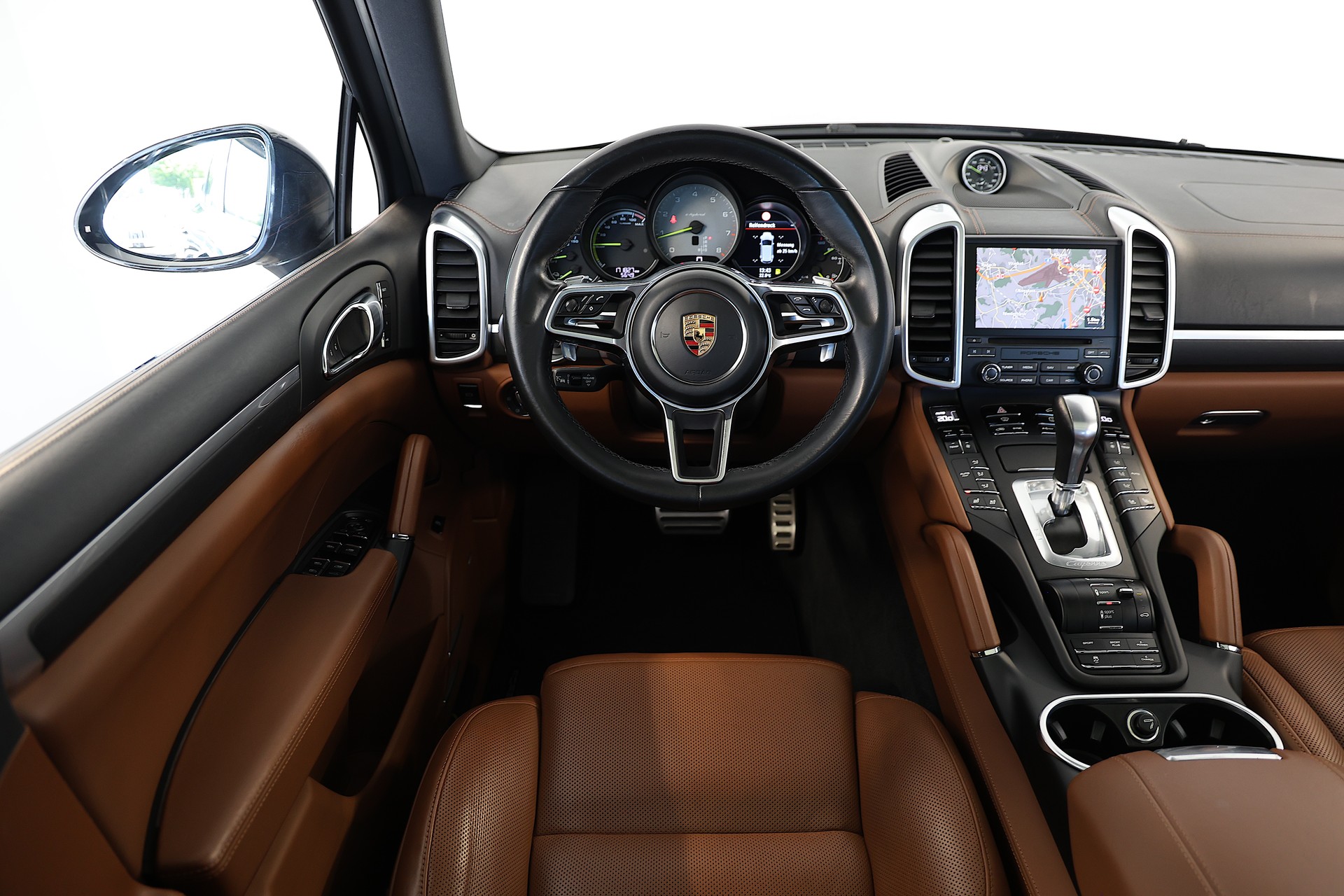 PORSCHE Cayenne S E-Hybrid-image-8