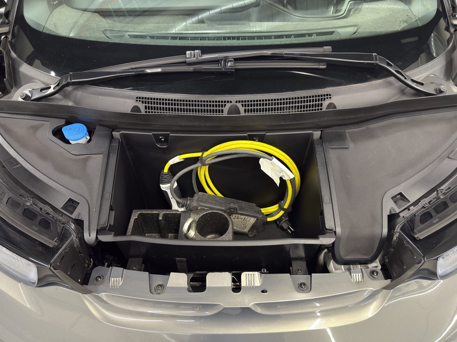 BMW i3s (120Ah)-image-17