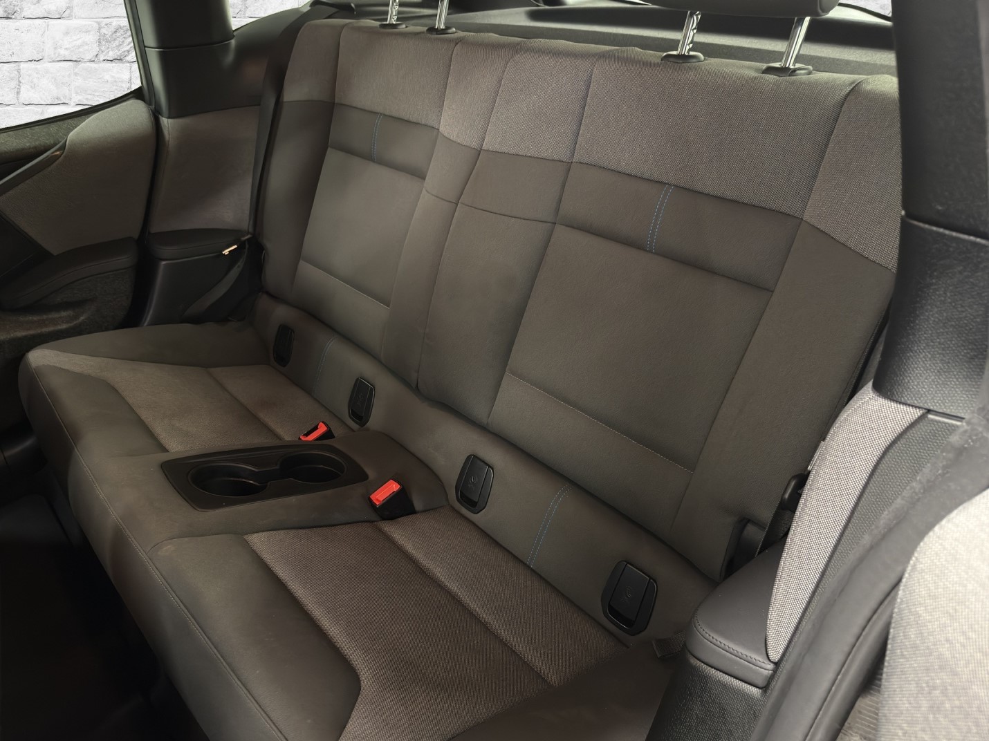 BMW i3s (120Ah)-image-12