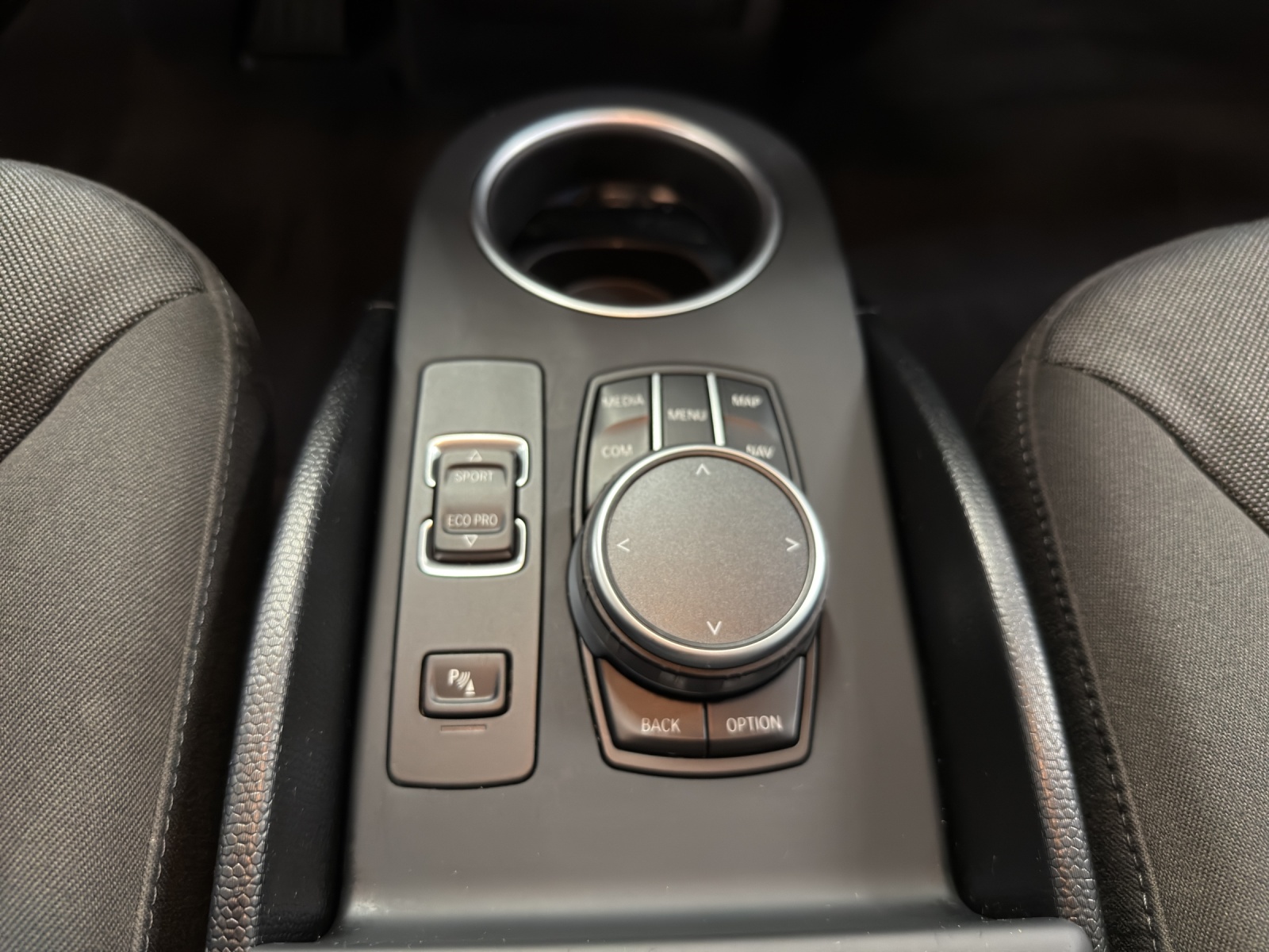 BMW i3s (120Ah)-image-13