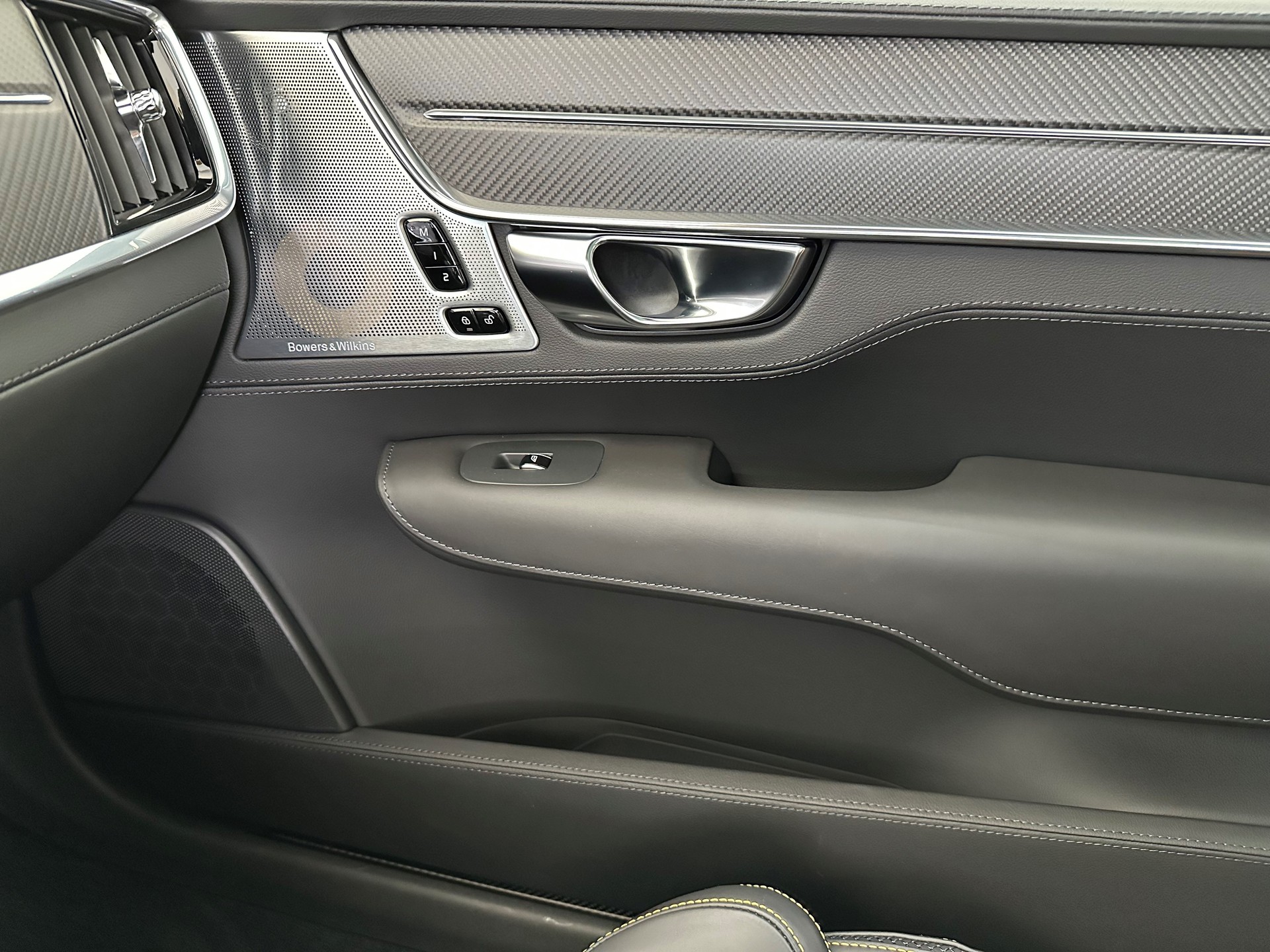 POLESTAR Polestar 1-image-11