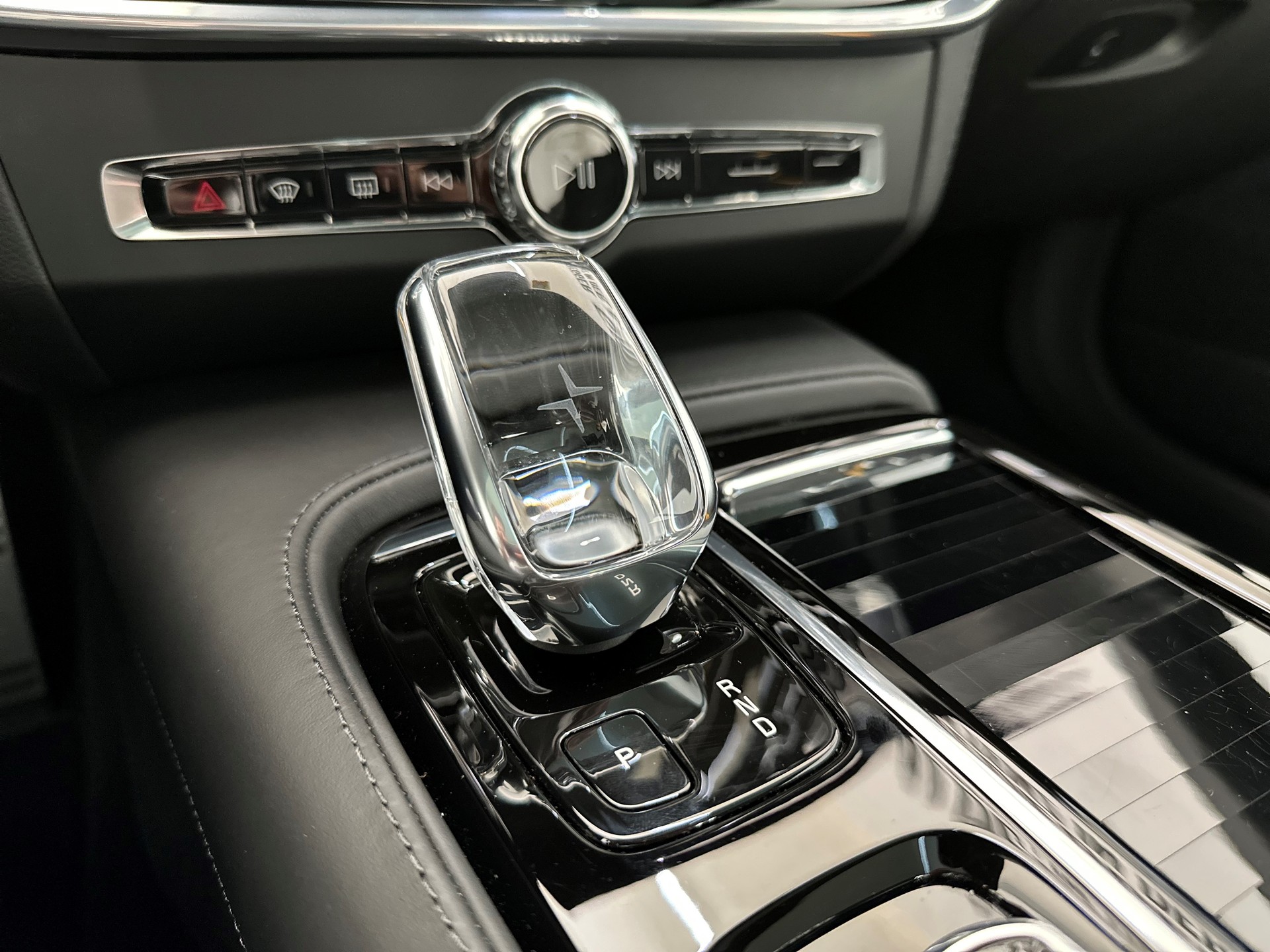 POLESTAR Polestar 1-image-10