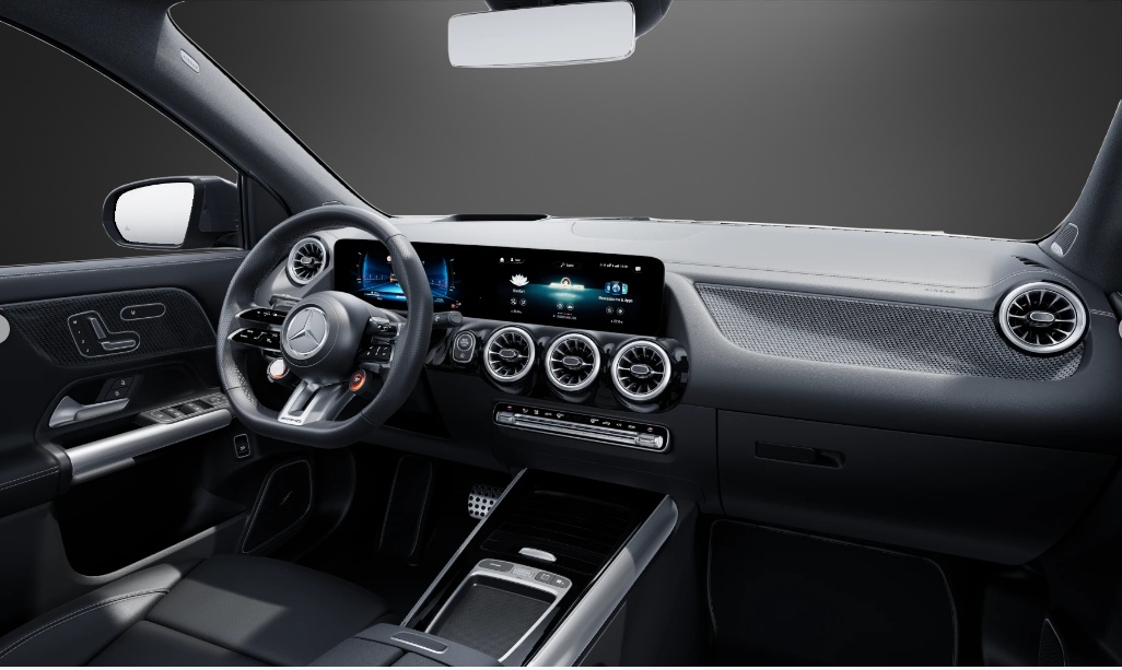 MERCEDES-BENZ GLA AMG 35 4Matic 8G-DCT-image-6