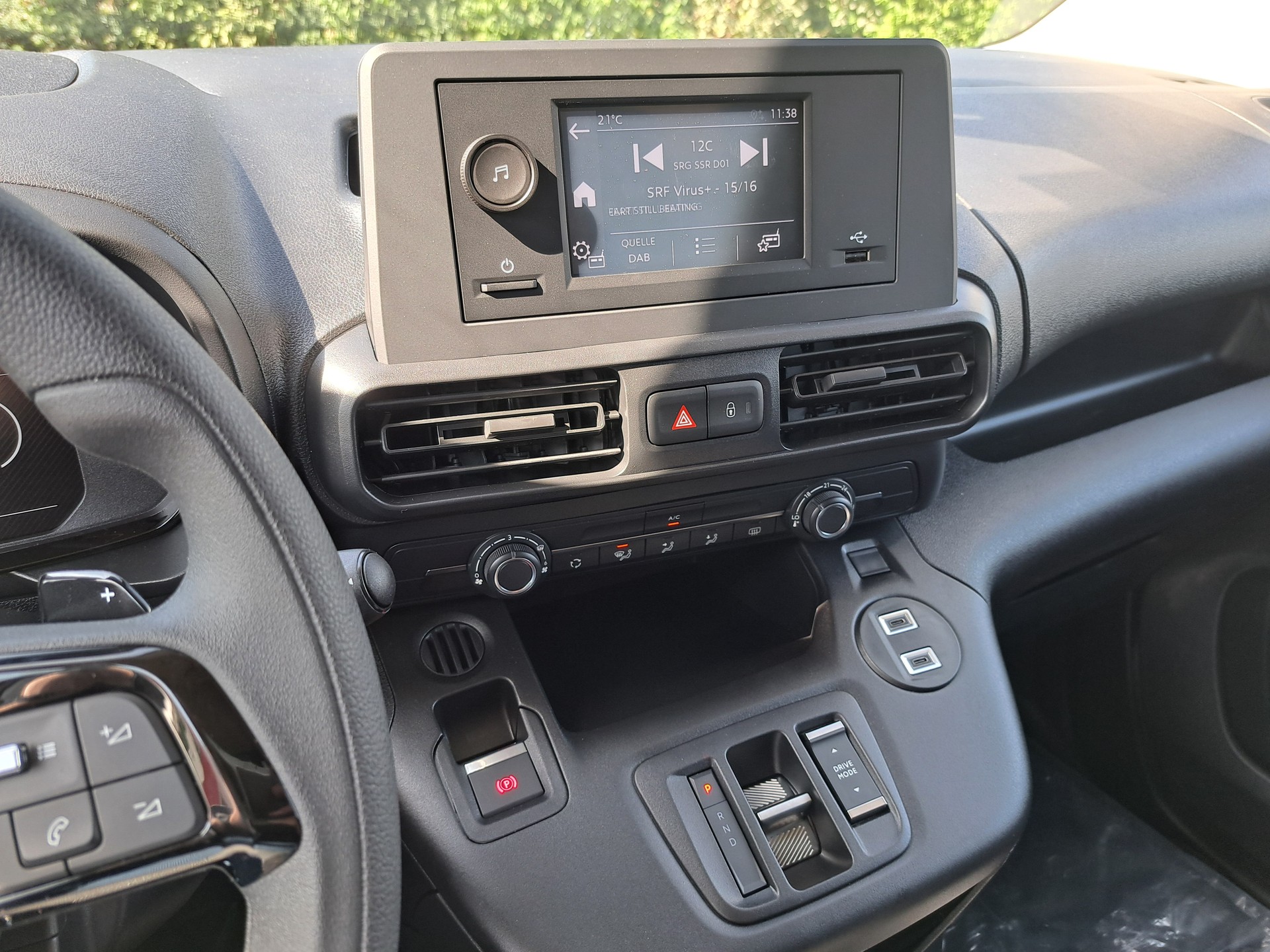 TOYOTA Proace City Van EV 50 kWh Active Long-image-11