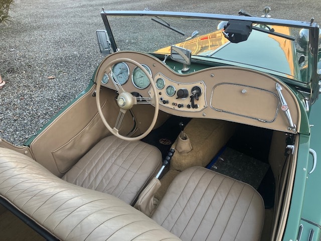 MG Roadster links Lenkung-image-15