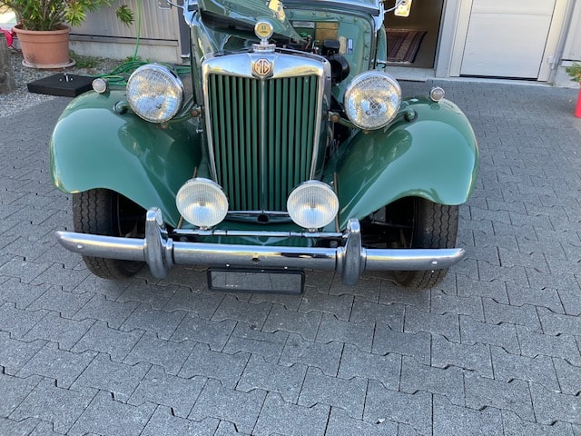 MG Roadster links Lenkung-image-4