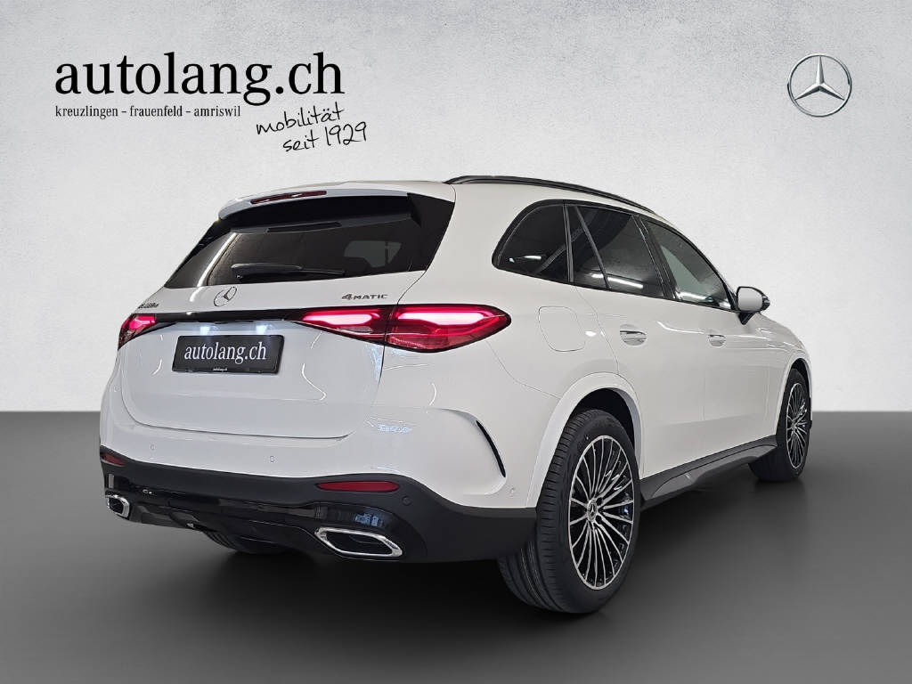 MERCEDES-BENZ GLC 220 d AMG Line 4Matic-image-3