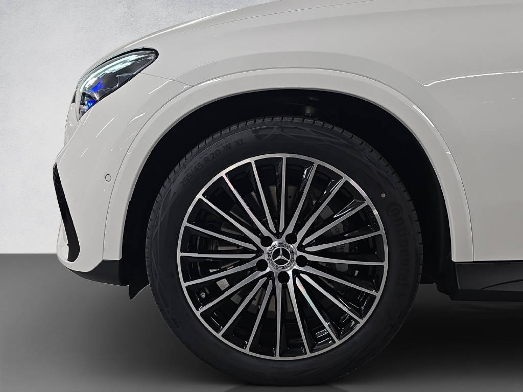 MERCEDES-BENZ GLC 220 d AMG Line 4Matic-image-6